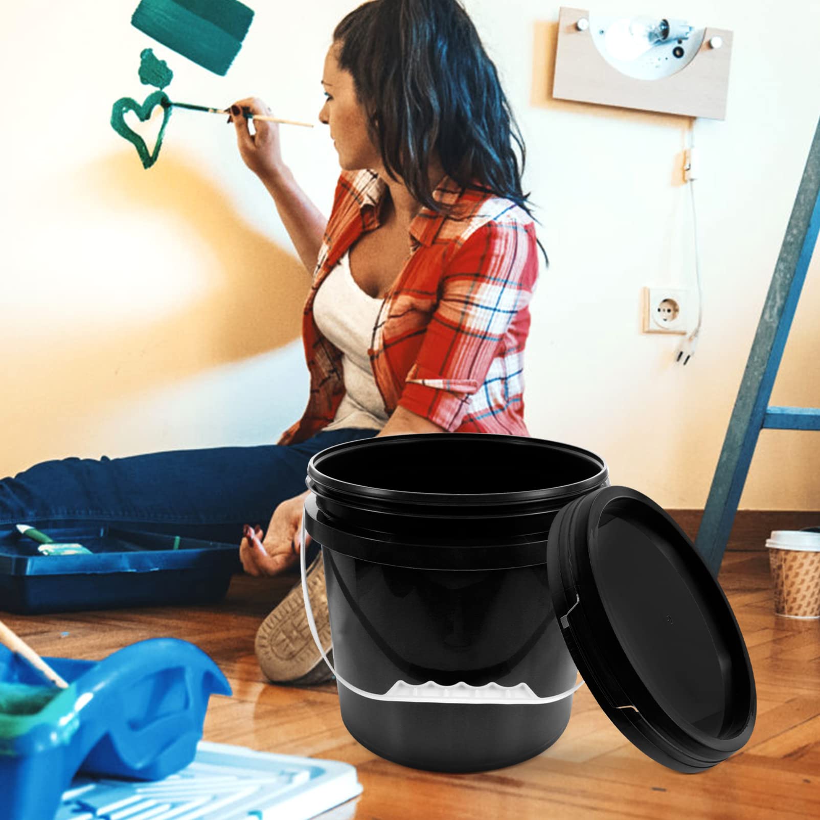 5L Black Plastic Paint Pail with Lid & Handle - Empty Paint Storage Bucket for Arts, Crafts, DIY Projects & Party Favors | Perfect for Home Painting, Workshop Storage & Creative Activities