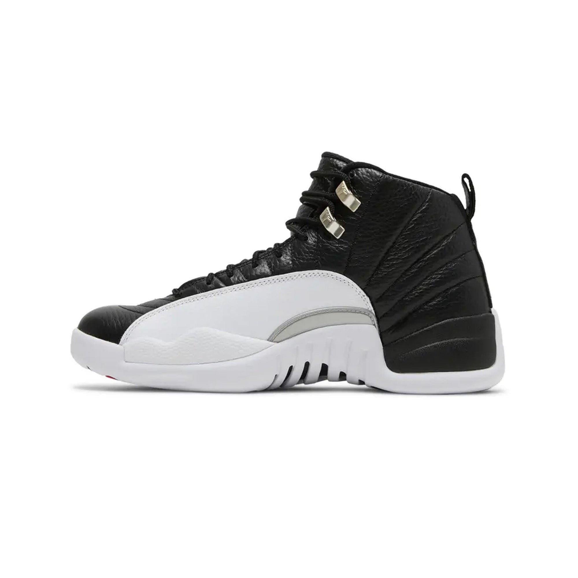 Air Jordan 12 Retro 'Playoffs' Basketball Shoes (2022) - Men's High-Top Sneakers for Court Performance & Street Style