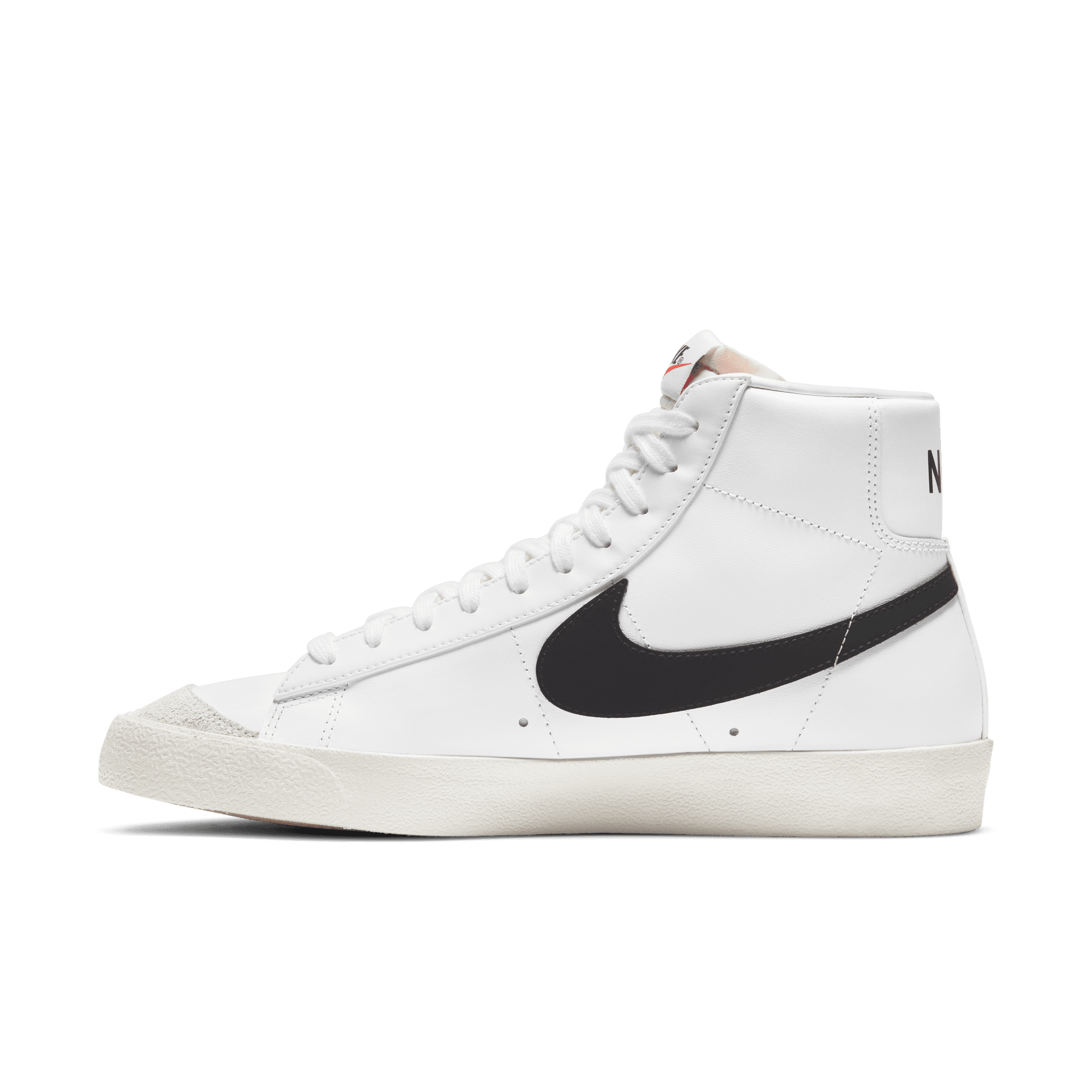 Nike Blazer Mid '77 Vintage Sneakers - White & Black Retro Basketball Shoes for Men & Women | Casual Streetwear & Vintage Style Outfits