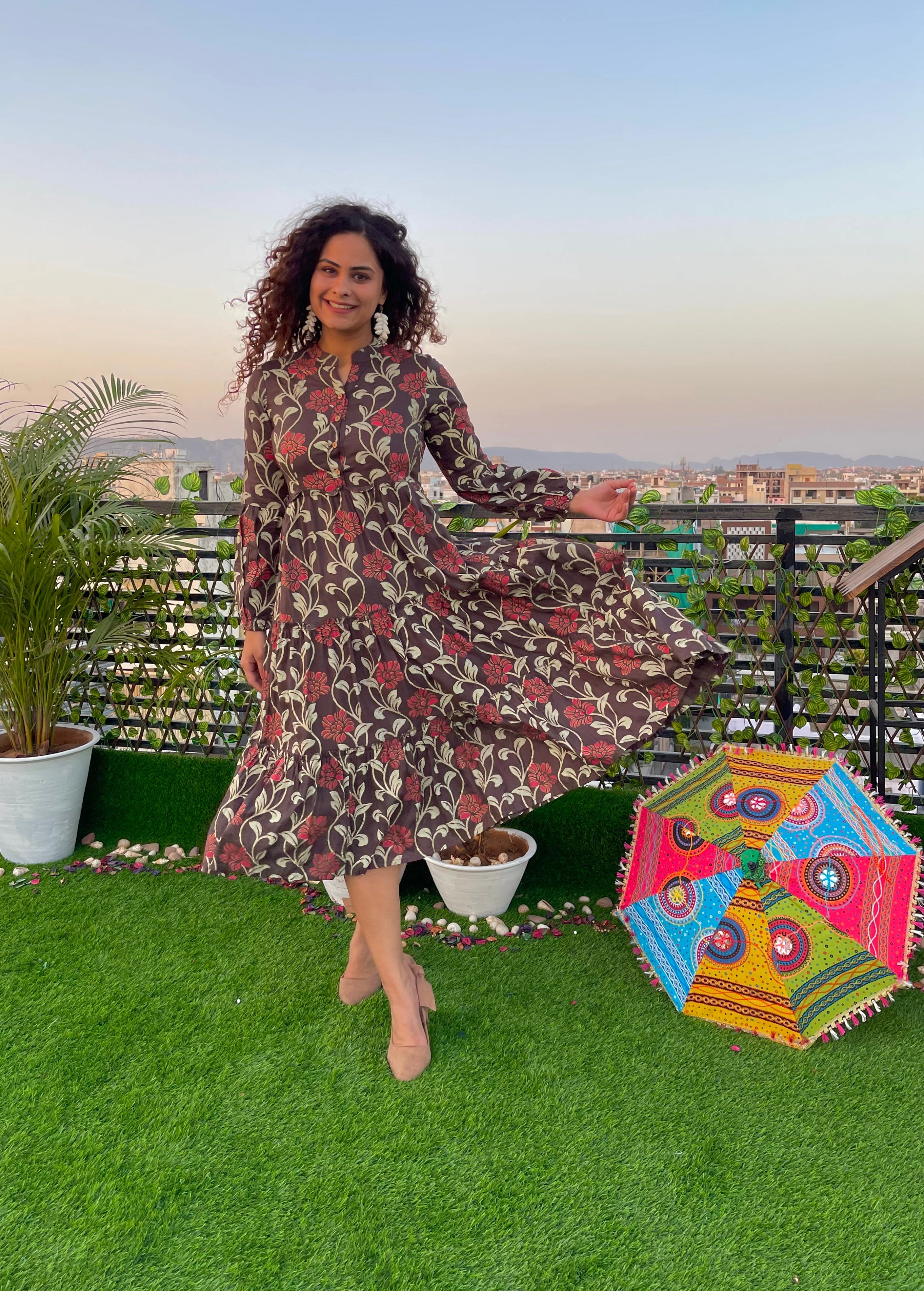 Elegant Brown Flare Maxi Dress for Women - Boho Chic Long Sleeve Party Dress - Perfect for Weddings, Beach Vacations & Date Nights