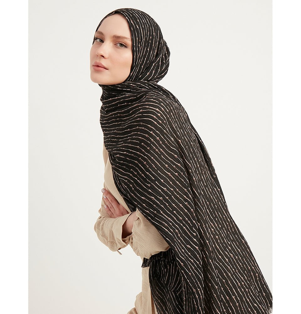 Abstract Lines Crinkle Cotton Hijab Shawl - Soft & Breathable Muslim Headscarf - Perfect for Prayer, Modest Fashion & Everyday Wear - Black