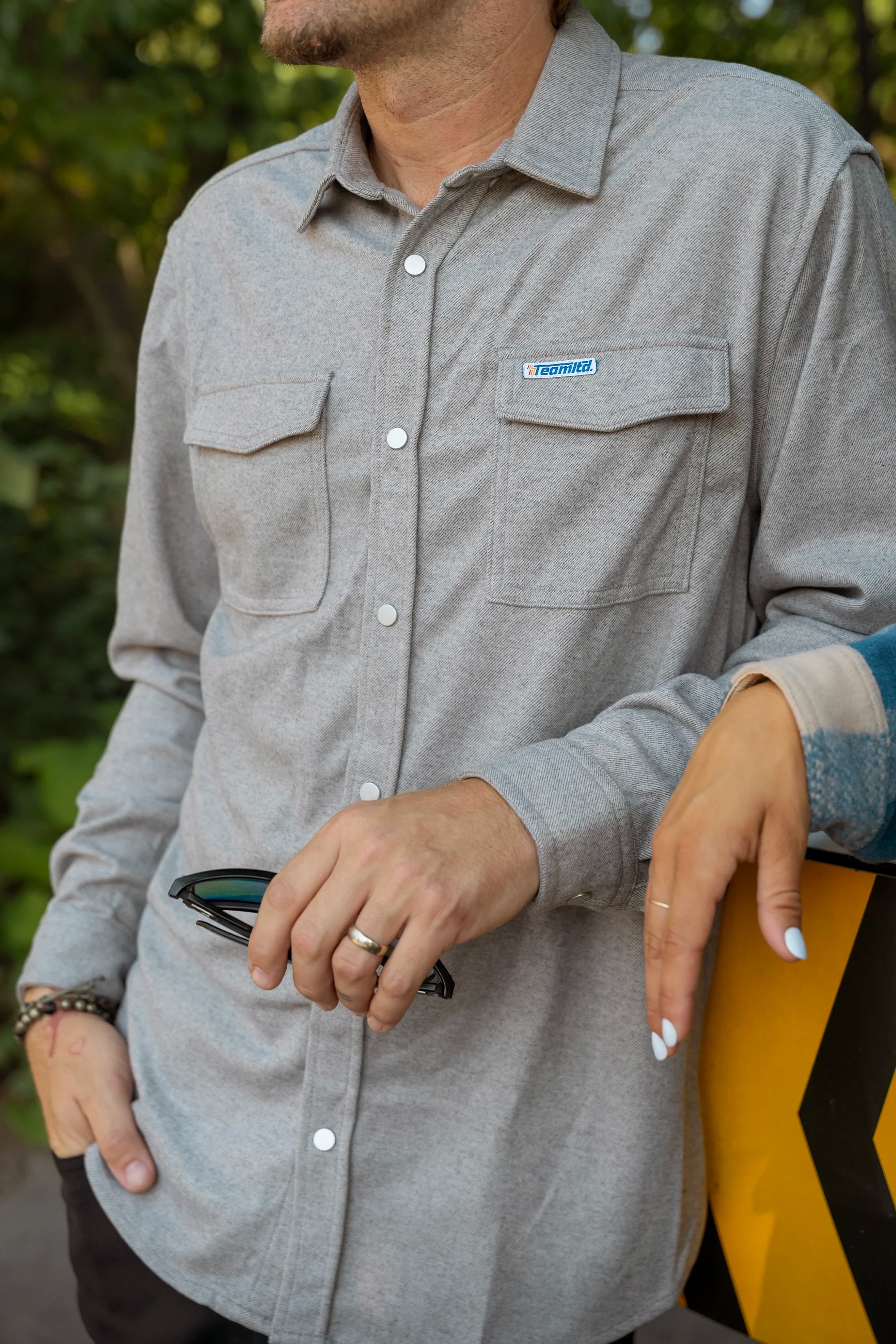 Stylish Men's Flex Button-Up Shirt - Comfortable & Breathable for Casual Wear, Office & Outdoor Activities
