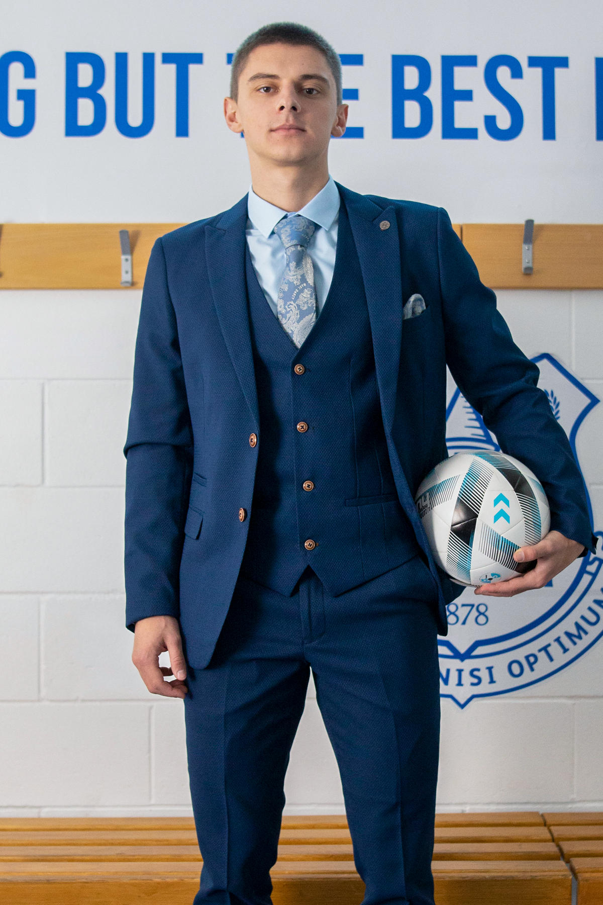 Everton FC Vitalii Mykolenko Royal Blue MAX Suit - Official Football Jersey for Match Day & Fan Support