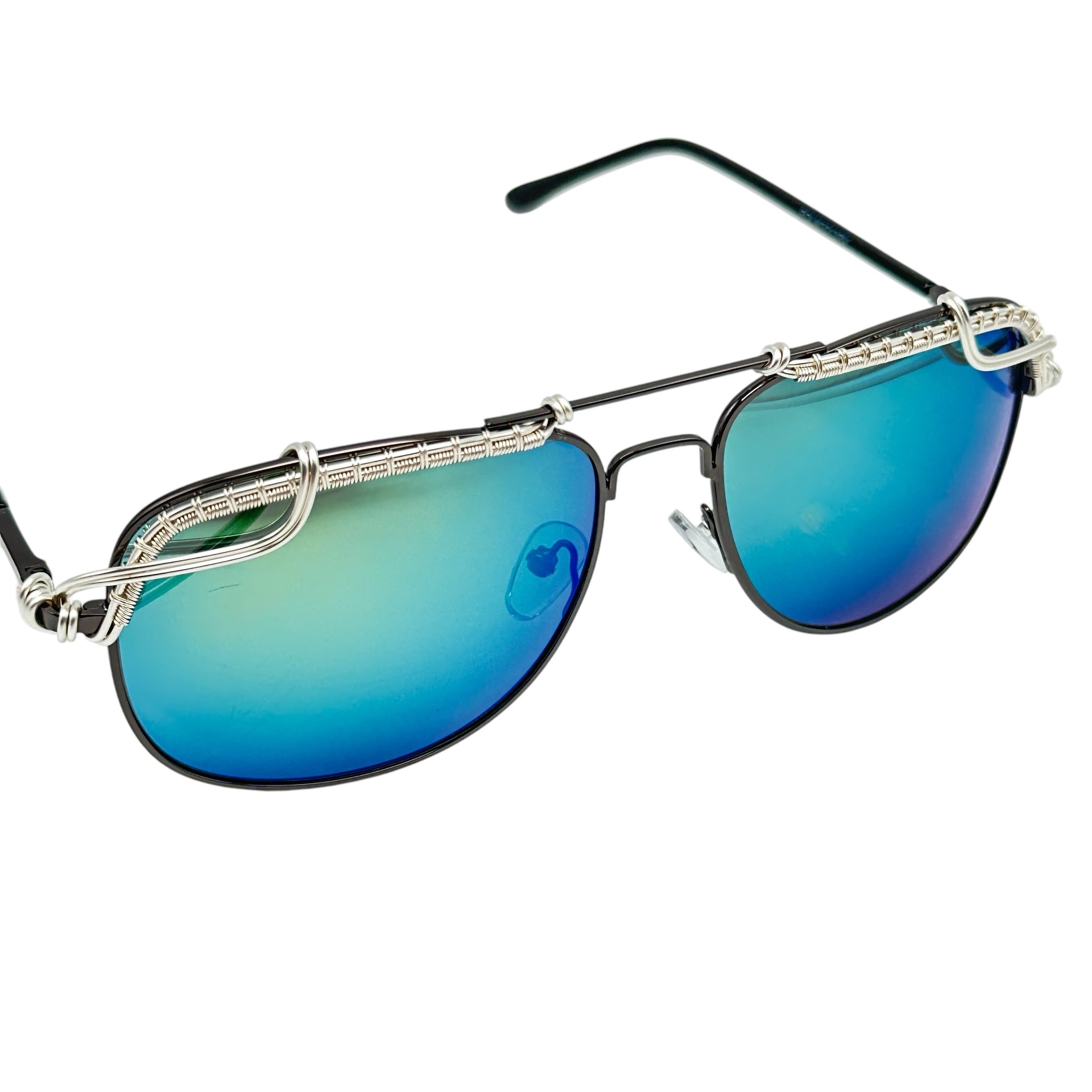 Stylish Aviator Sunglasses for Men & Women - Silver & Black Polarized Lenses - UV Protection - Perfect for Driving, Travel & Outdoor Activities