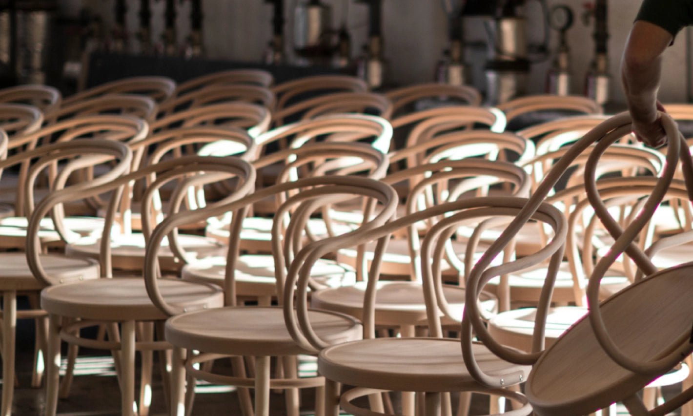 August Thonet No. 30 Bentwood Chair by Ton | Vintage Wooden Dining Chair | Mid-Century Modern Furniture for Home, Restaurant & Office