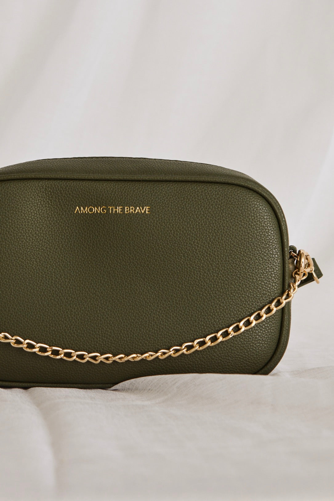 Boston Khaki Leather Camera Bag - Vintage Style DSLR/SLR Crossbody Bag for Photographers - Perfect for Travel, Hiking & Everyday Use