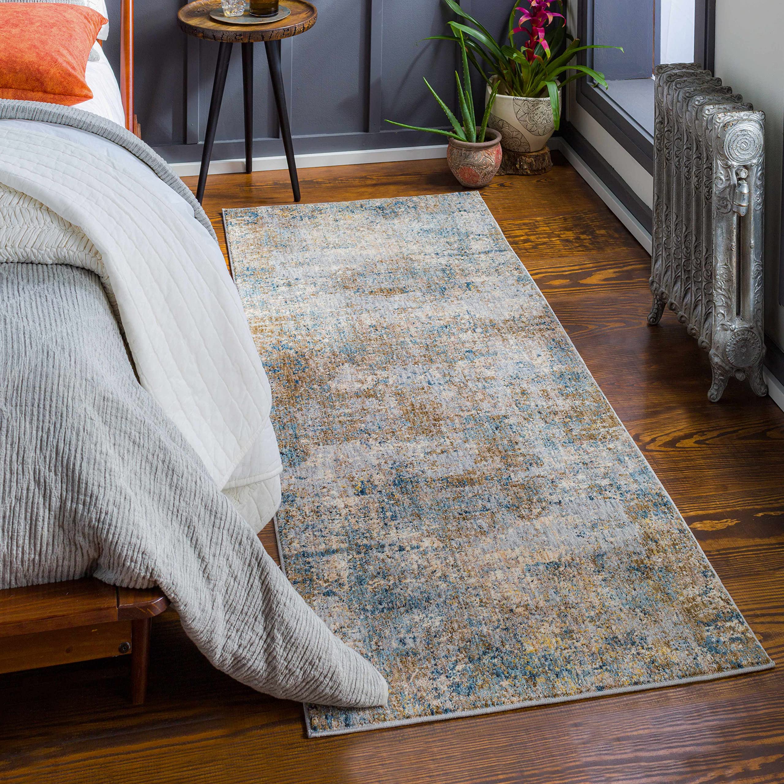 Contemporary Abstract Bohemian Runner Rug - Modern Distressed Carpet for Living Room, Bedroom & Dining Room - Brown, Cream, Beige, Gray - 2'7