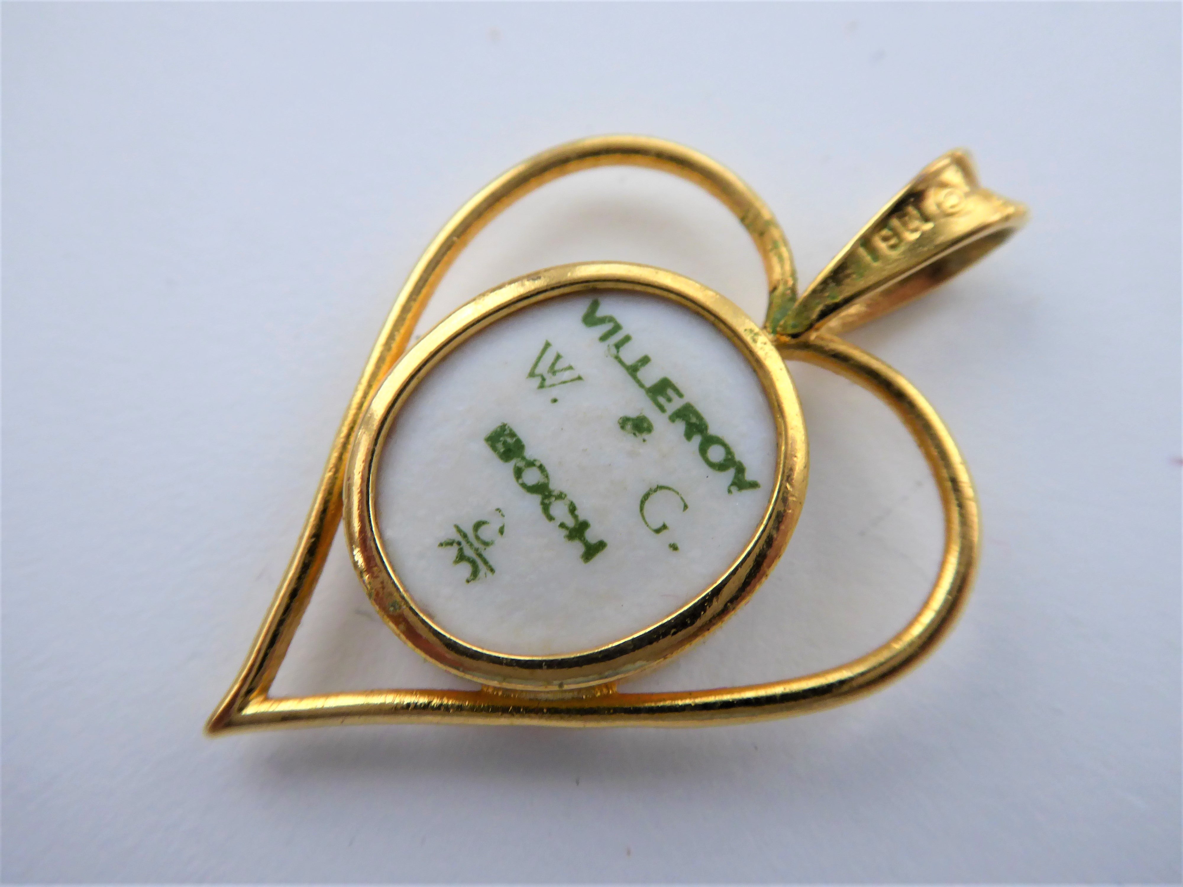 Vintage Villeroy & Boch Heart Pendant Necklace - 1980s Red Flower Design with 24kt Gold Plating by Danbury Mint | Perfect for Valentine's Day Gifts, Anniversary Presents & Retro Jewelry Collectors