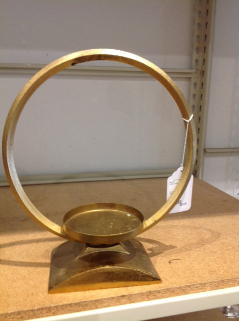 Elegant Gold Circle Pillar Candle Holder - Vintage Home Decor for Wedding Centerpieces, Dining Table, and Romantic Ambiance