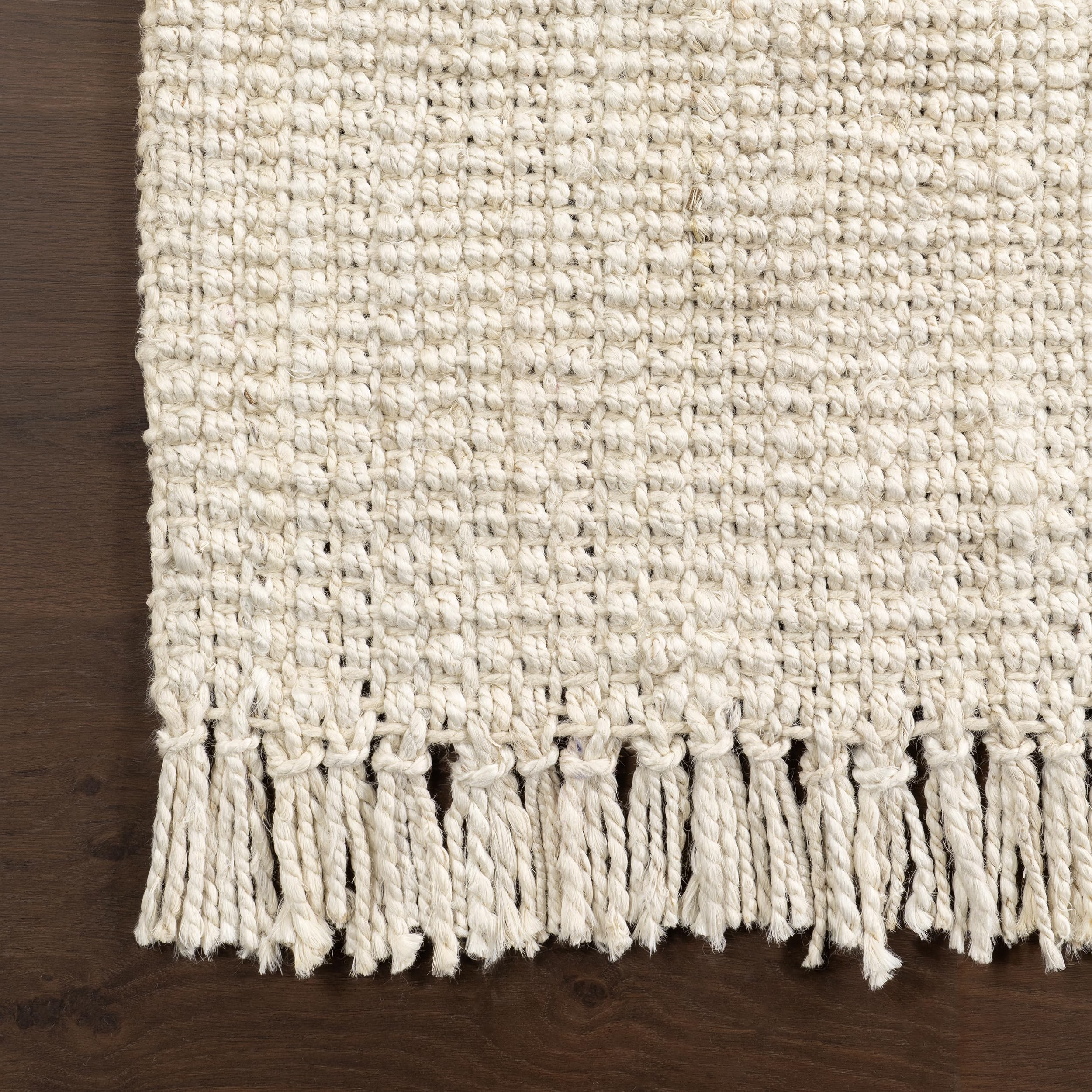 nuLOOM 6'x6' Square Daniela Jute Tassel Handwoven Area Rug - Off White Farmhouse Chunky Weave Natural Fiber Rug for Bedroom, Living Room, Dining Room, Office, Hallway & Entryway | Boho Home Decor, Cozy Floor Covering