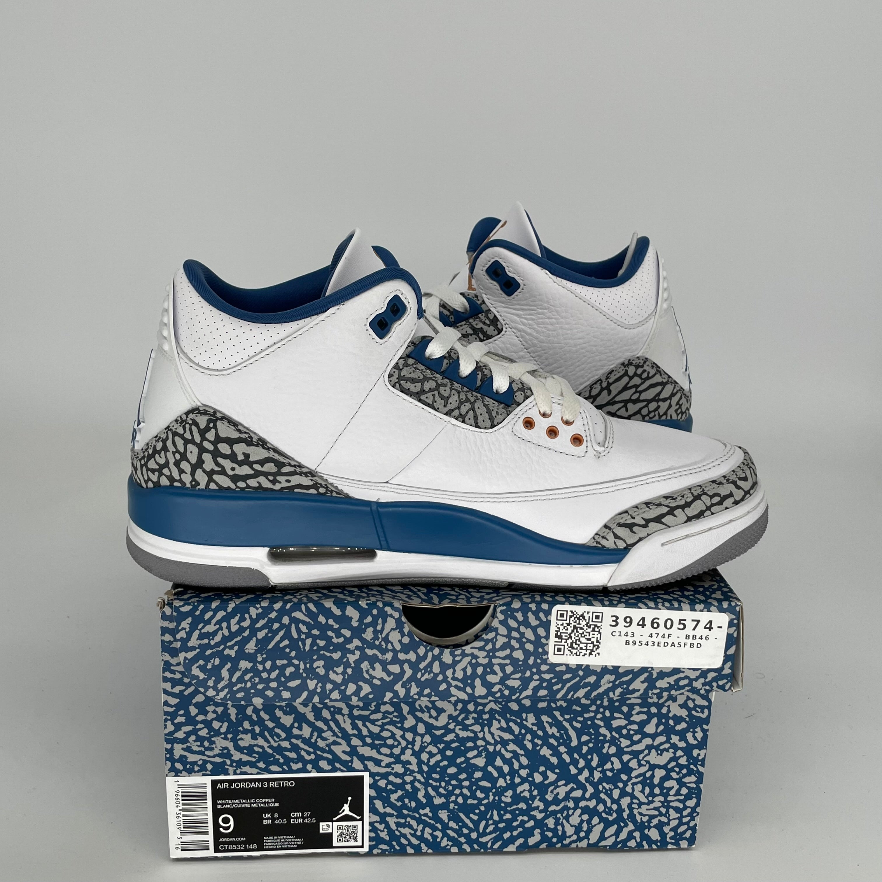 AIR JORDAN 3 WIZARDS Basketball Shoes Men's Size 9 - Retro Style Sneakers CT8532-148 for Streetwear & Casual Outfits