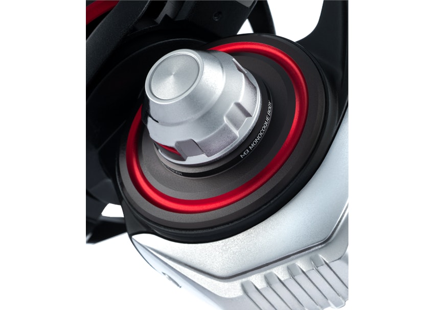 Daiwa 22 Maverick MQ Spin Fishing Reel - Lightweight Saltwater & Freshwater Fishing Gear for Surf, Pier & Boat Angling