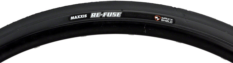 2 Pack Maxxis ReFuse Clincher Folding Bike Tires - 700x28, Black, Single MaxxShield, TB88505000 - Perfect for Road Cycling, Commuting & Training