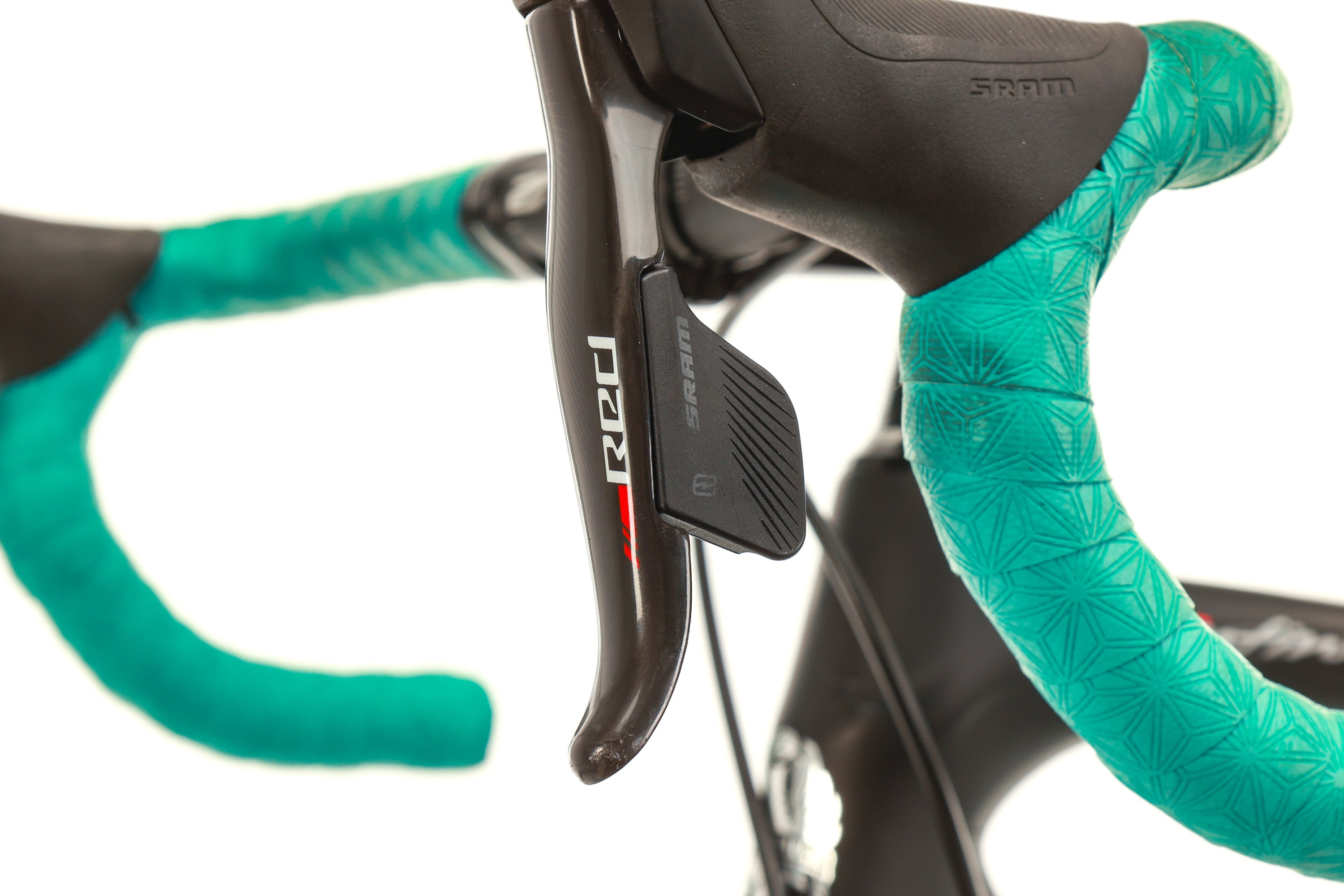 Bianchi Infinito CV Disc Road Bike 2018 - 55cm Carbon Frame Endurance Bike for Long Distance Cycling & Racing | Perfect for Road Trips, Commuting & Fitness Training