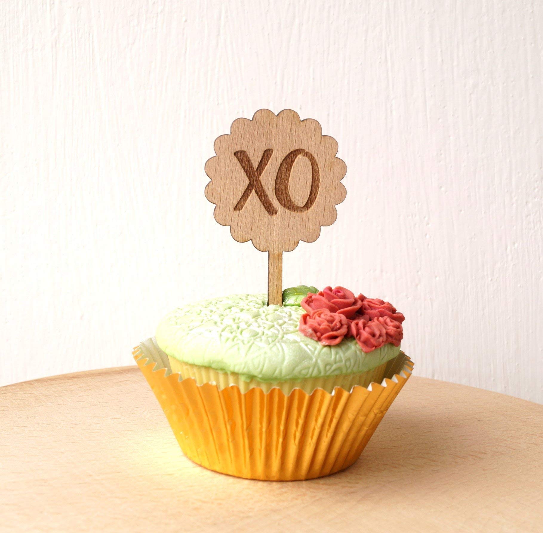 12pcs XO Hugs & Kisses Cupcake Toppers Set - Wedding, Bridal Shower, Bachelorette Party Decorations - Perfect for Cakes, Donuts & Dessert Displays