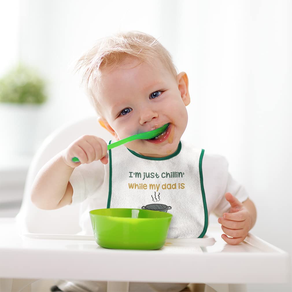 Premium Cotton Baby Bibs & Burp Cloths Set - 'Dad I'm Just Chillin While My Dad Grilling' BBQ Grill Master Design for Toddler Boys & Girls (White & Blue) - Perfect for Feeding Time, Outdoor BBQ Parties & Family Gatherings