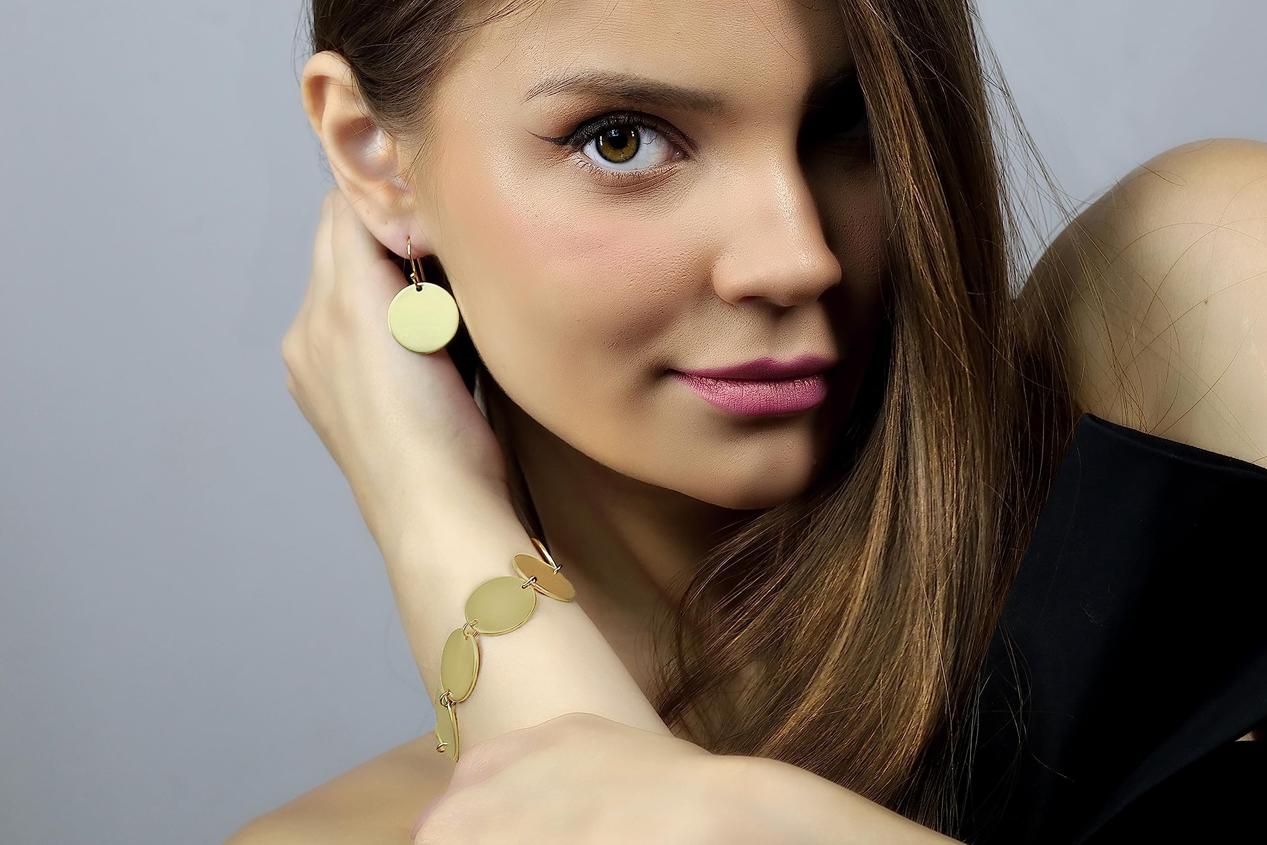 14K Gold Coin Bracelet for Women - Elegant Brushed Matte Finish - Perfect Bridal & Bridesmaid Jewelry Gift - Ideal for Weddings, Anniversaries & Special Occasions