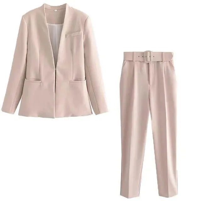 Empowering Women's Pantsuit - Professional Blazer & Pants Set for Office, Business Meetings & Career Success | Plus Size Options Available