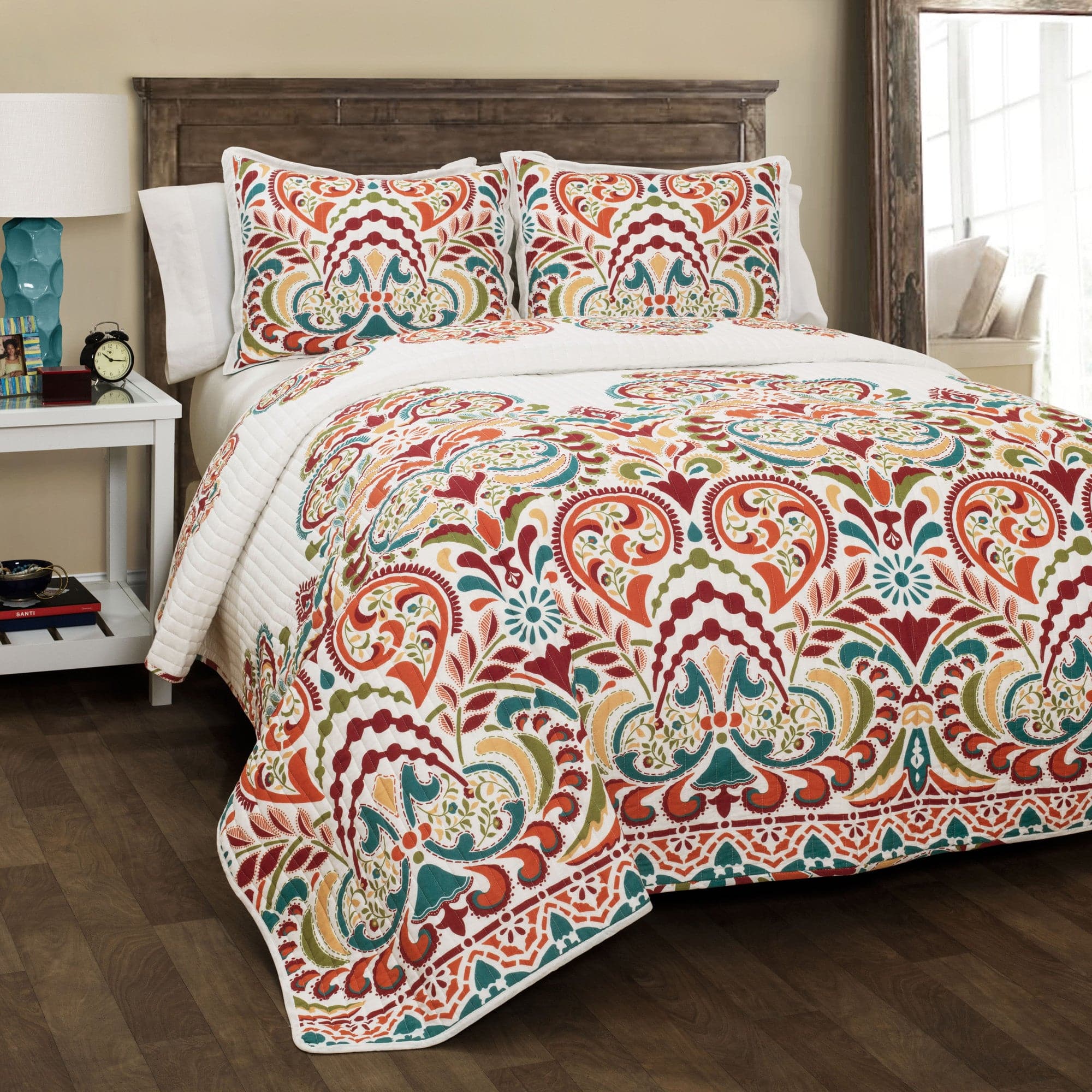 Clara Quilt 3-Piece Bedding Set - Soft Comforter, Pillow Shams & Bed Skirt - Queen Size Luxury Bedroom Decor for Cozy Sleep & Guest Room Makeover