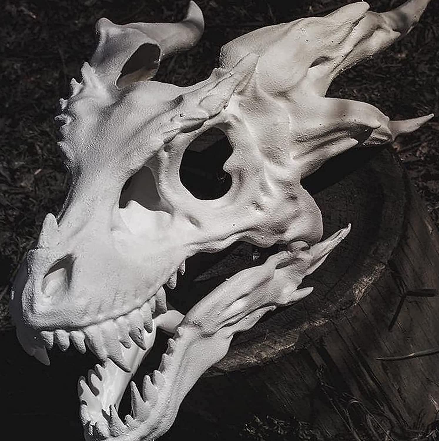 Scary Halloween Cosplay Mask - Realistic Dragon Skull Dinosaur Mask with Moving Jaw for Adults | Spooky Party, Haunted House & Horror Costume Accessories