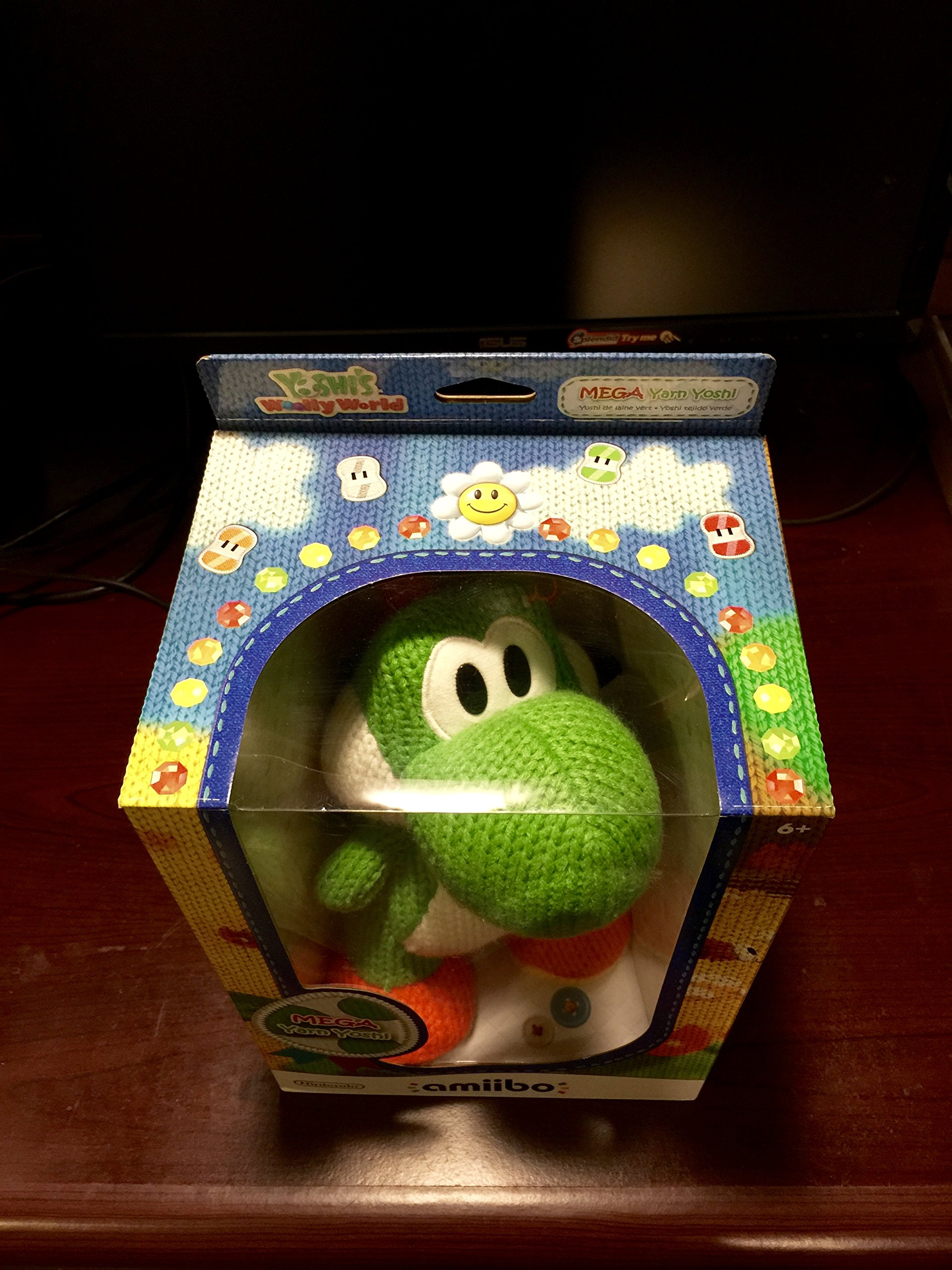 Mega Yarn Yoshi Amiibo Figure - Official American Version - Super Smash Bros Collectible for Nintendo Switch & Wii U - Perfect for Gaming Display & Gift Giving