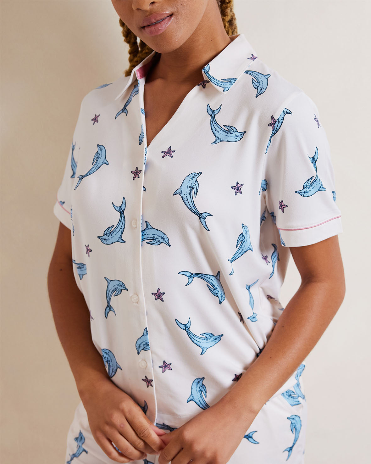 Cute Dolphin Print Short Sleeve Pajama Set for Women - Soft & Comfortable Sleepwear for Summer Nights, Beach Vacations & Lounge Wear