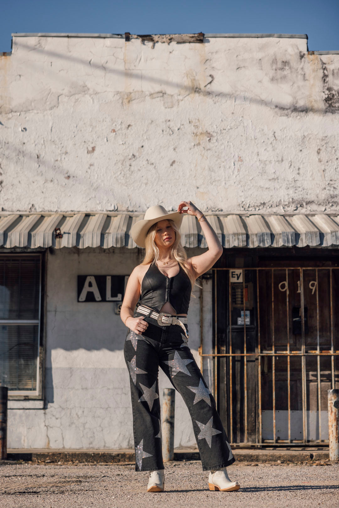 Sparkling Rhinestone Studded Star Denim Flare Jeans for Women - Trendy High Waisted Vintage Bell Bottom Pants for Parties, Concerts & Retro Fashion