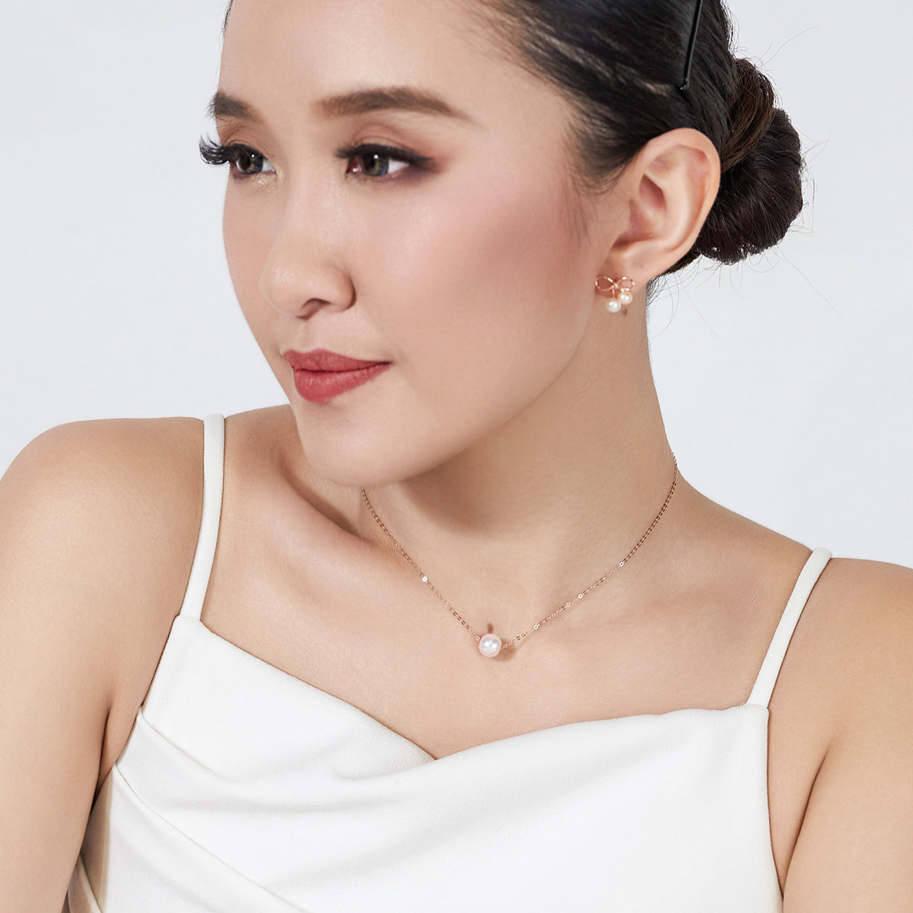 18K Gold Interchangeable 9-10MM Freshwater Pearl Necklace for Women - Elegant Bridal Jewelry, Wedding Gift & Anniversary Present (Model KN00085) | Perfect for Formal Events, Date Nights and Special Occasions