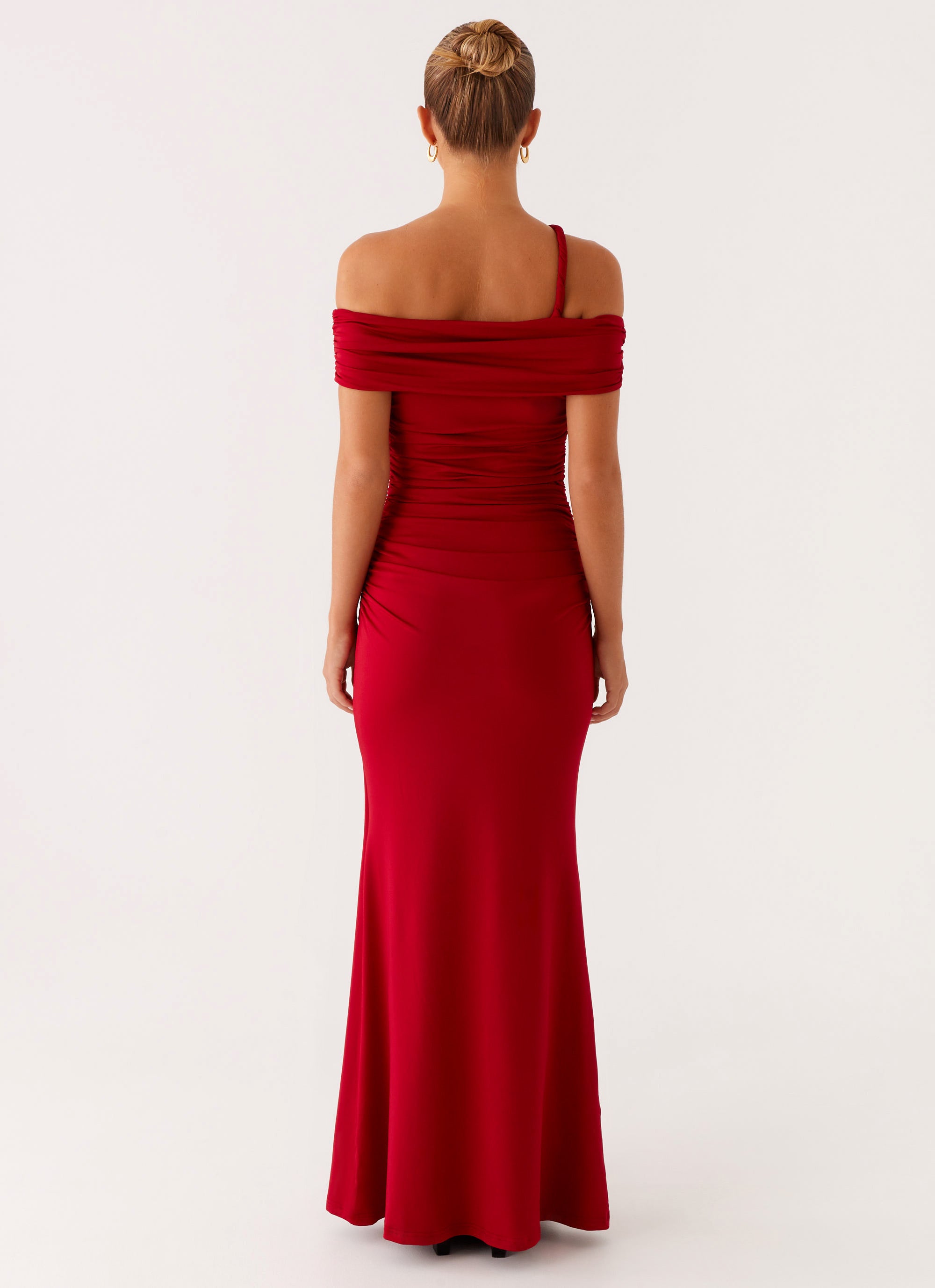 Elegant Maxi Dress in Raspberry - Perfect for Summer Parties, Beach Vacations & Casual Outings