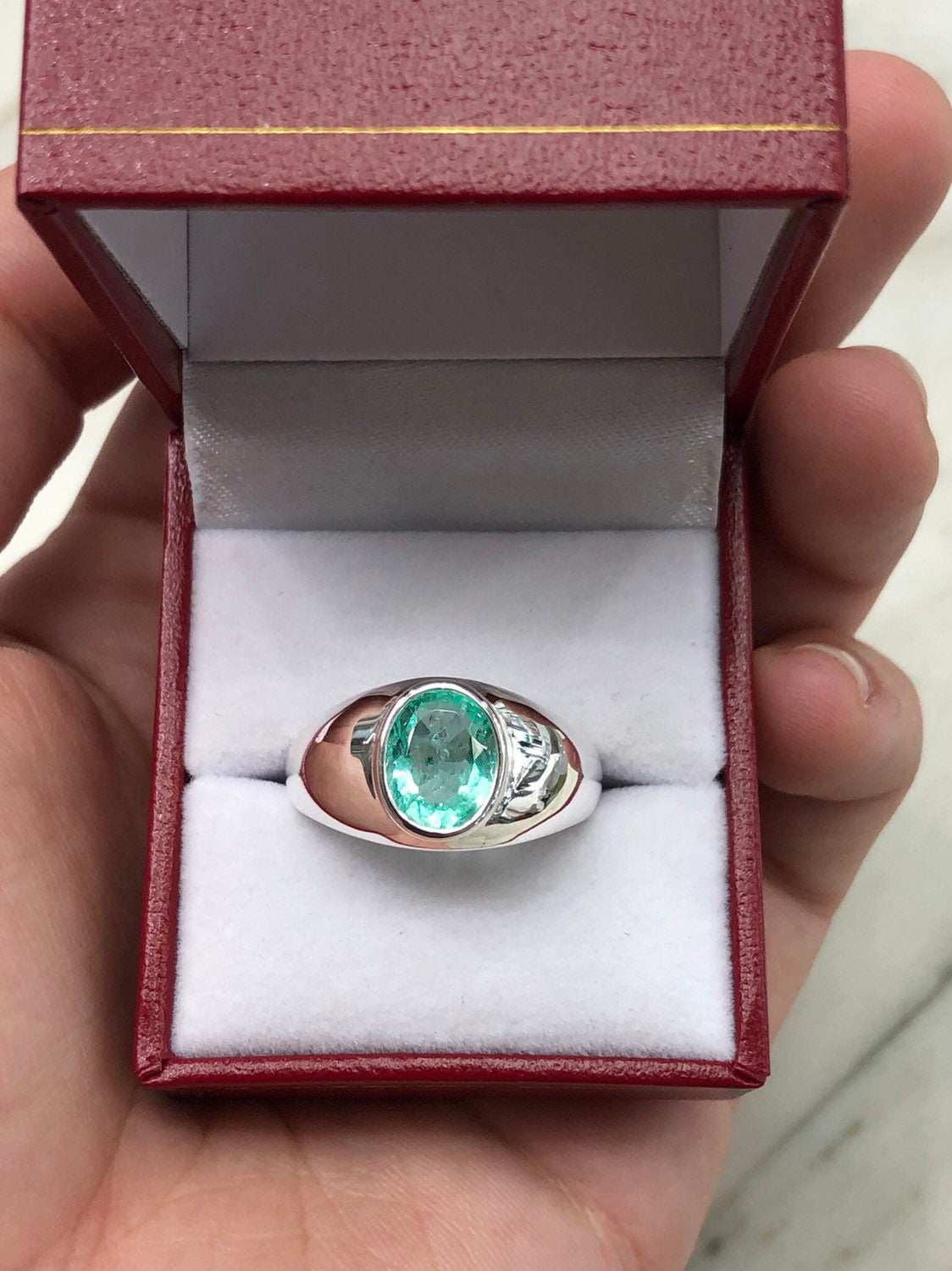 1.85 Carat Genuine Emerald Men's Solitaire Oval Signet Ring in Sterling Silver Bezel Setting - Perfect for Weddings, Engagements & Special Occasions