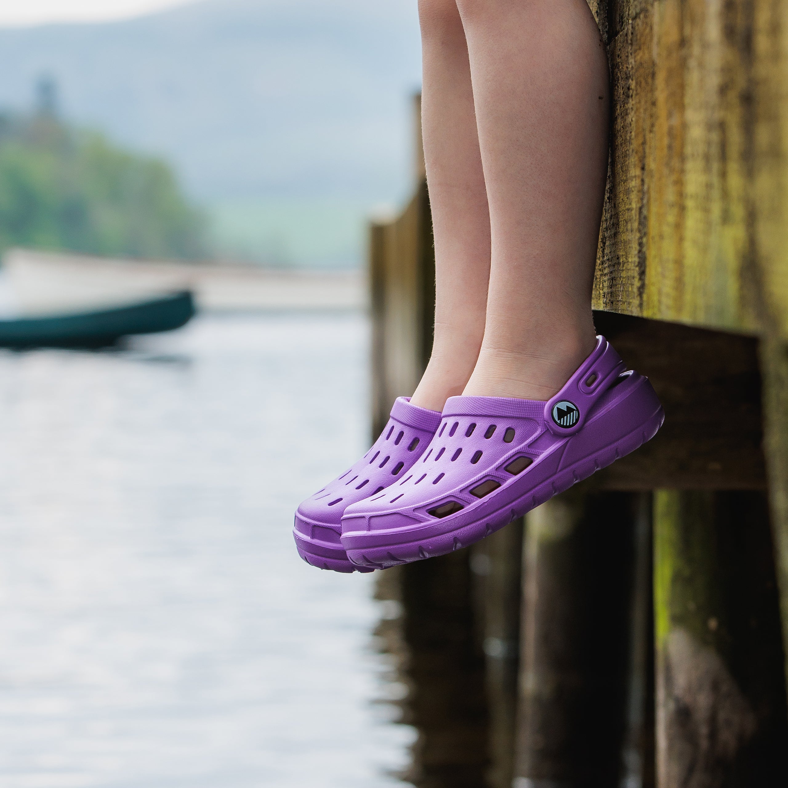 **Breathable Kids' Coniston Clogs - Comfortable & Lightweight Water Shoes for Boys & Girls - Perfect for Beach, Pool, and Outdoor Play**