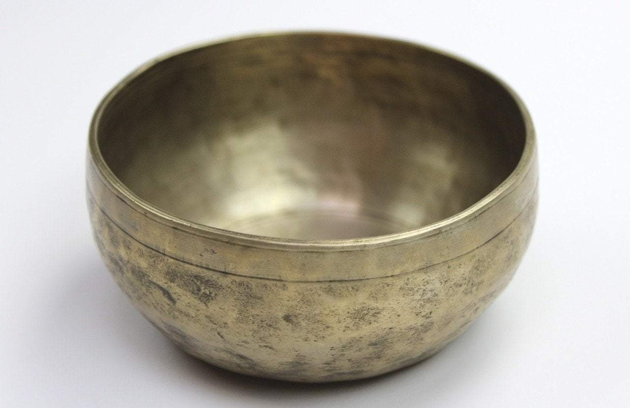 5 Inch Third Eye Chakra 439Hz Singing Bowl - Meditation, Yoga & Healing Sound Therapy Tool for Spiritual Awakening & Chakra Balancing