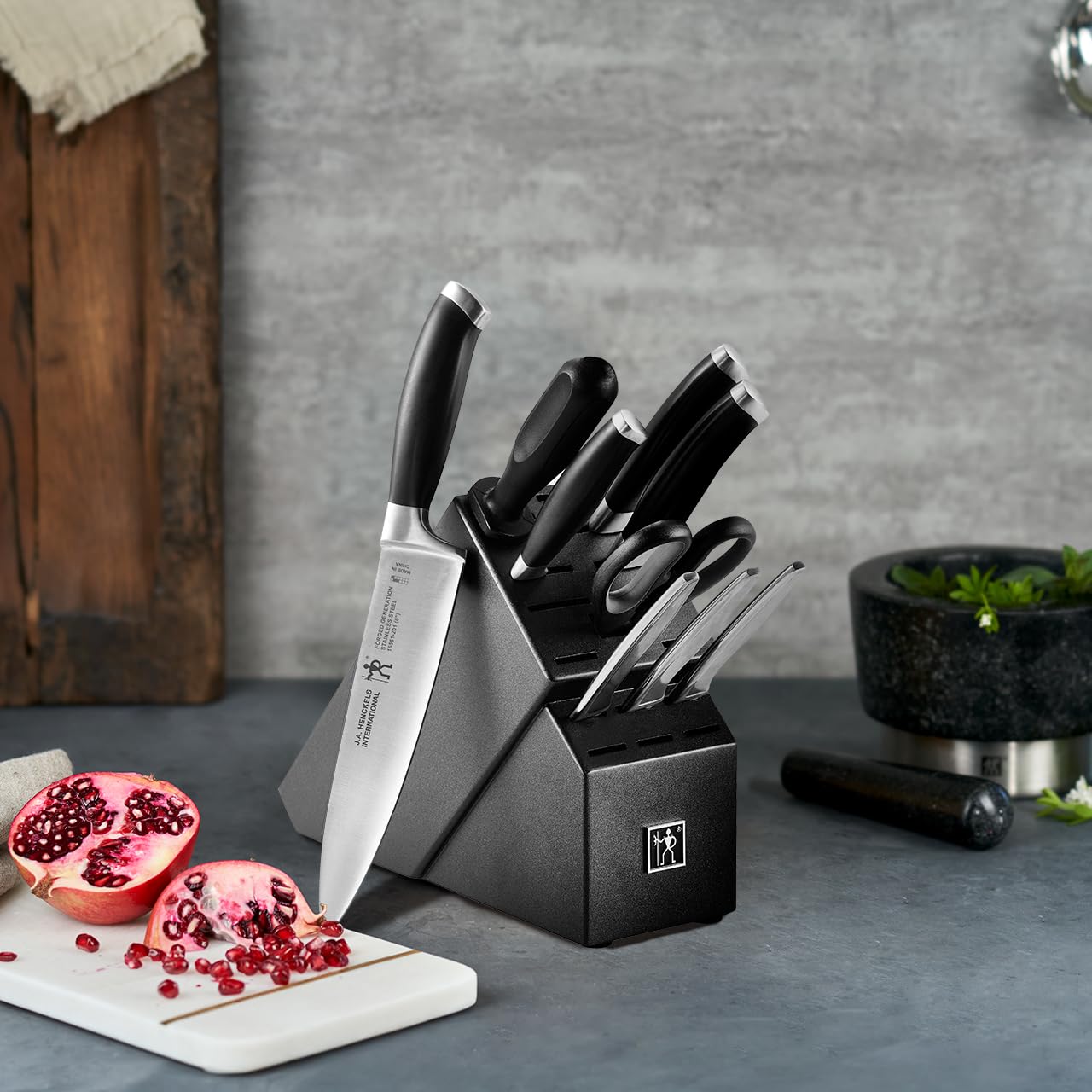 HENCKELS German Forged Stainless Steel 10-Piece Knife Block Set - Ultra Sharp Professional Chef Knives with Wooden Block, Dishwasher Safe Kitchen Cutlery Set (Black) - Perfect for Home Cooking, Restaurant Use & Gift Giving