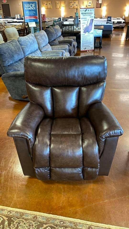 La-Z-Boy Mateo Recliner 775 Power Lift Chair with Heat & Massage - 10 LB1748 77 - Perfect for Living Room, Home Theater & Elderly Comfort