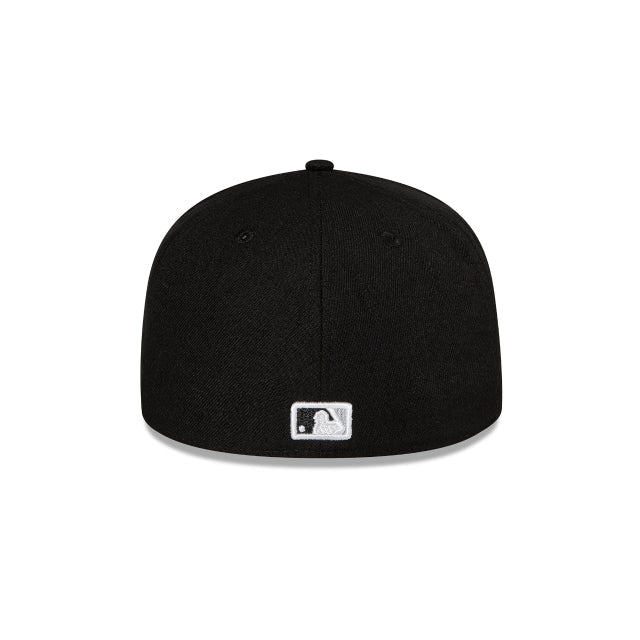 New Era Chicago White Sox Authentic Collection 59FIFTY Fitted Hat - Official MLB Baseball Cap for Men & Women - Perfect for Games, Sports & Streetwear Fashion