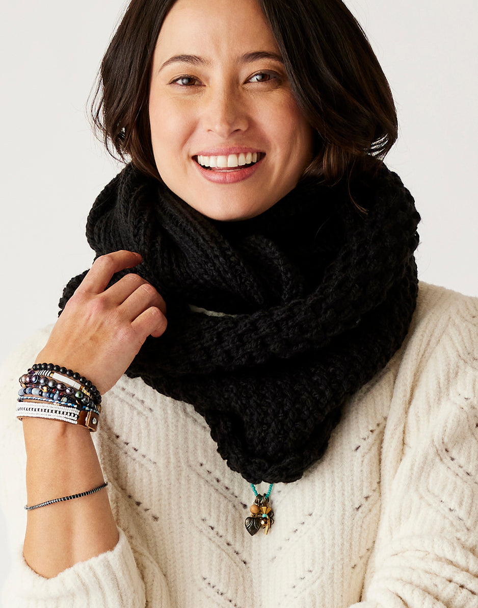 Harper Infinity Scarf - Soft & Stylish Black Winter Wrap for Women | Perfect for Office, Travel & Casual Outfits | Final Sale