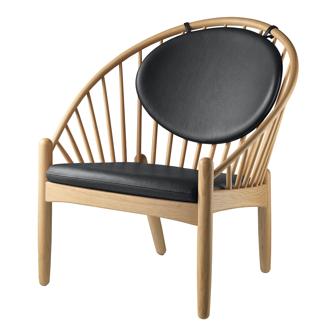 J166 Jorna Lounge Armchair - Modern Accent Chair for Living Room, Bedroom & Office - Comfortable Upholstered Armchair with Sturdy Metal Legs - Perfect for Relaxing, Reading & Home Decor