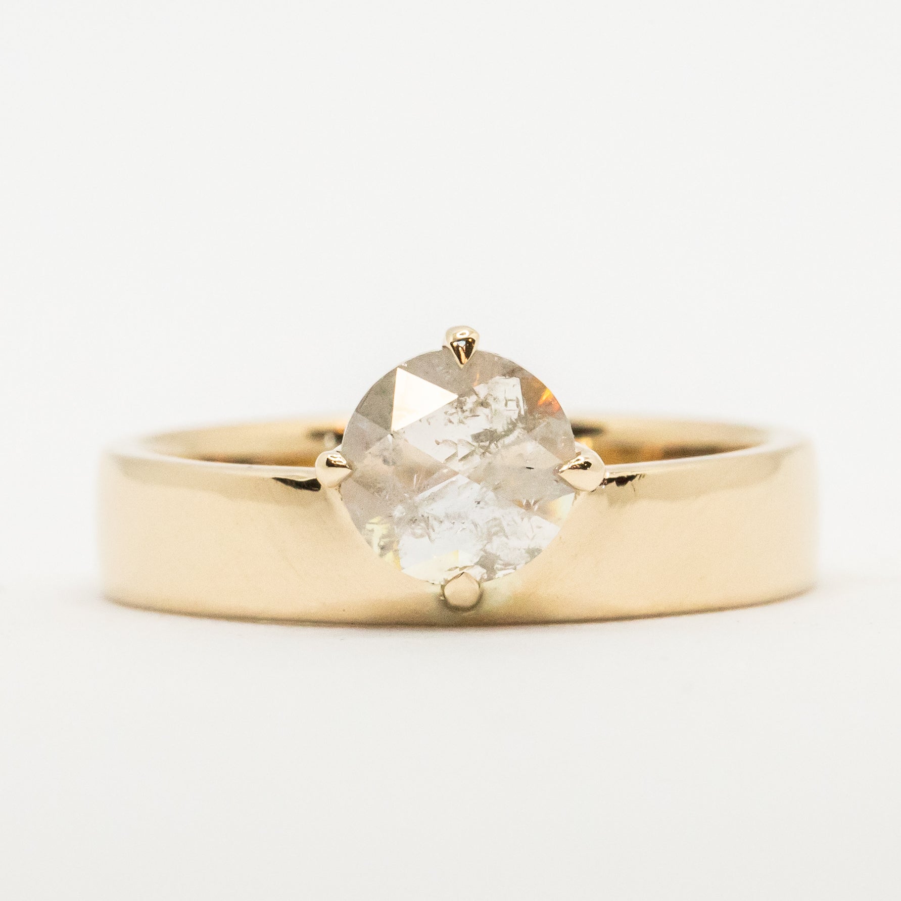 14K Yellow Gold Rose Cut Salt & Pepper Diamond Solitaire Band Ring for Women - Perfect for Weddings, Anniversaries & Everyday Elegance