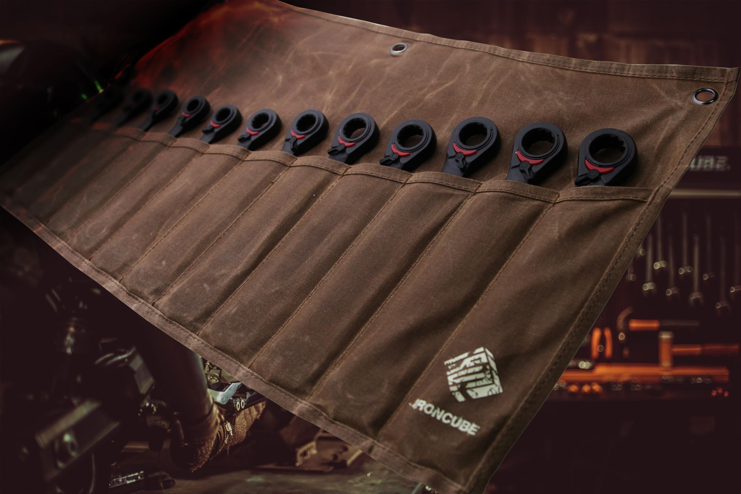 Durable Tool Pouch & Roll-Up Storage Bag for Hand Tools, Wrenches & DIY Equipment - Perfect for Mechanics, Electricians & Home Improvement Projects