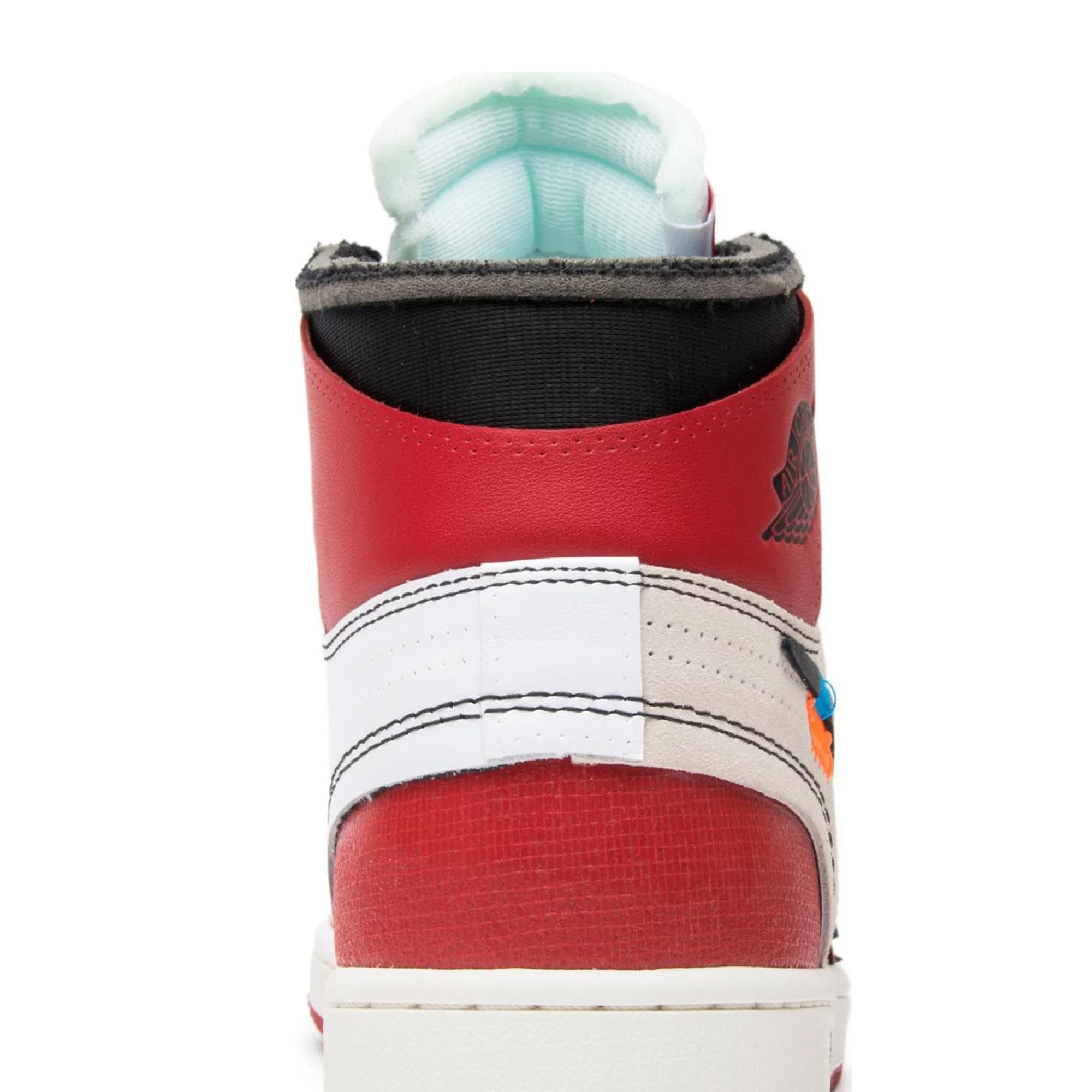 Original Air Jordan 1 x Off-White 'Chicago' Retro High OG Sneakers - Limited Edition Collaboration - Perfect for Streetwear & Sneaker Collectors