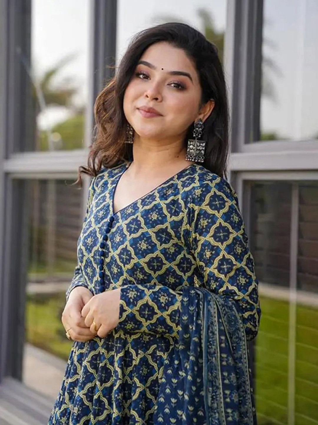 Stylish Blue Digital Printed Cotton Silk Palazzo Suit for Women - Perfect for Parties, Weddings & Festive Occasions