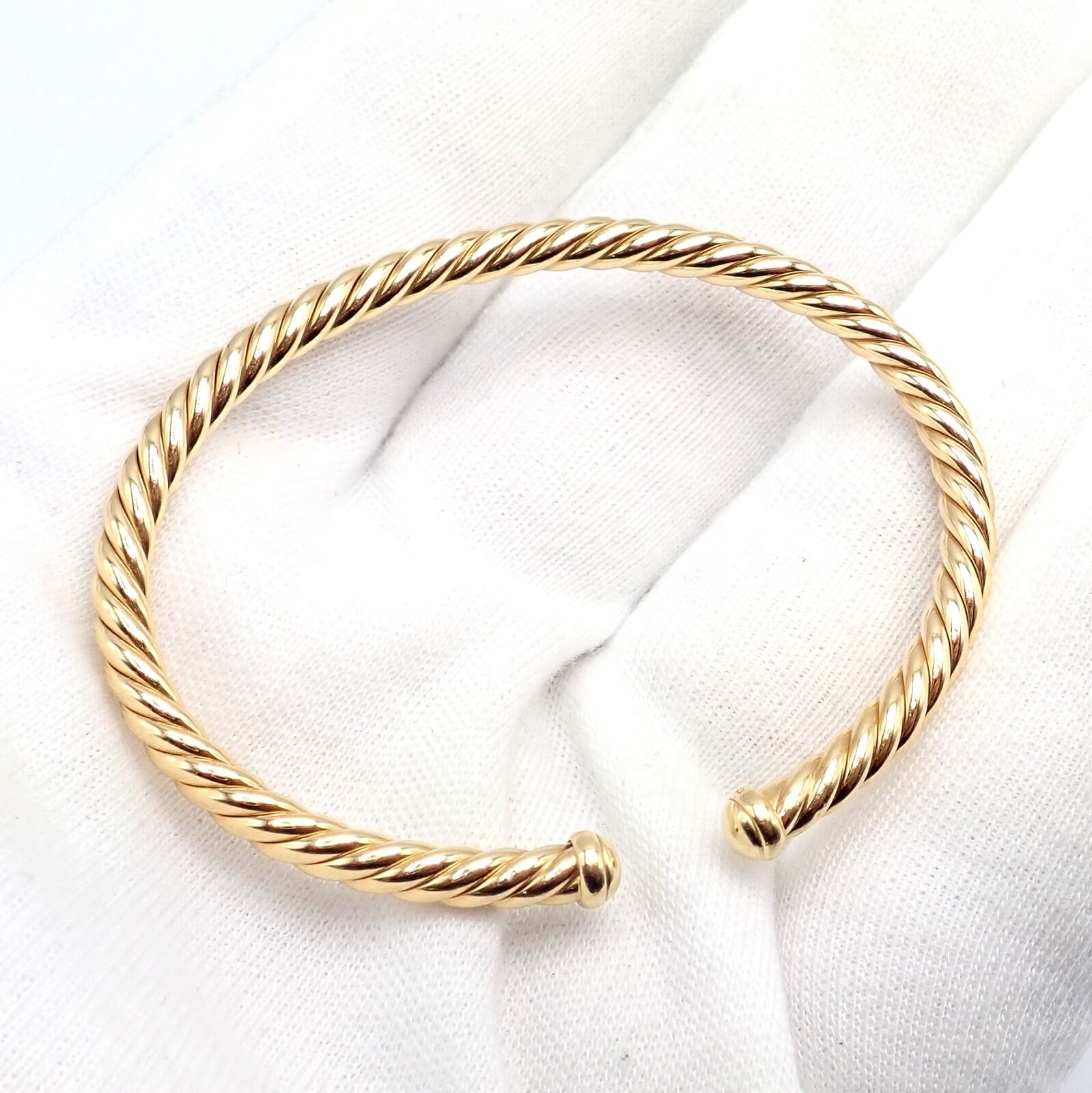 Authentic David Yurman DY 18k Yellow Gold 4mm Cable Medium Bangle Bracelet for Women - Luxury Jewelry Gift for Anniversary, Birthday & Special Occasions
