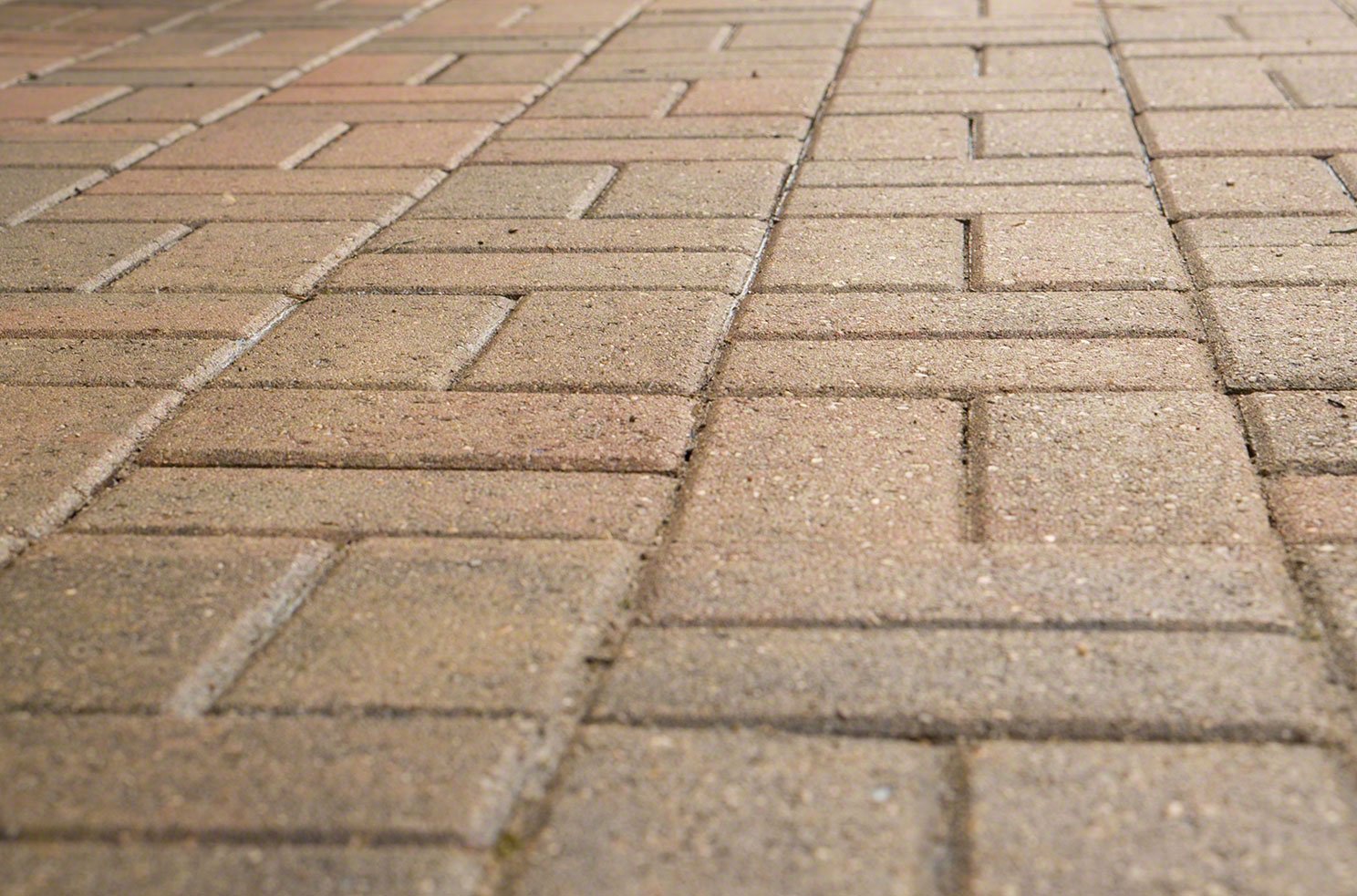 Low Gloss Patio Paver Sealer - Clear Water-Based Sealant for Concrete, Brick & Natural Stone - 2.5 Gallon - Protects Against Weather, Stains & UV Damage - Perfect for Driveways, Walkways & Outdoor Living Spaces