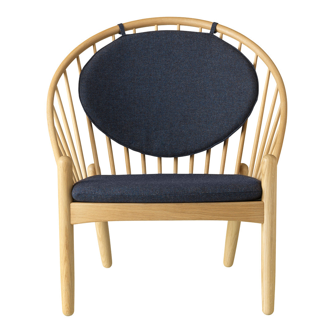 J166 Jorna Lounge Armchair - Modern Accent Chair for Living Room, Bedroom & Office - Comfortable Upholstered Armchair with Sturdy Metal Legs - Perfect for Relaxing, Reading & Home Decor