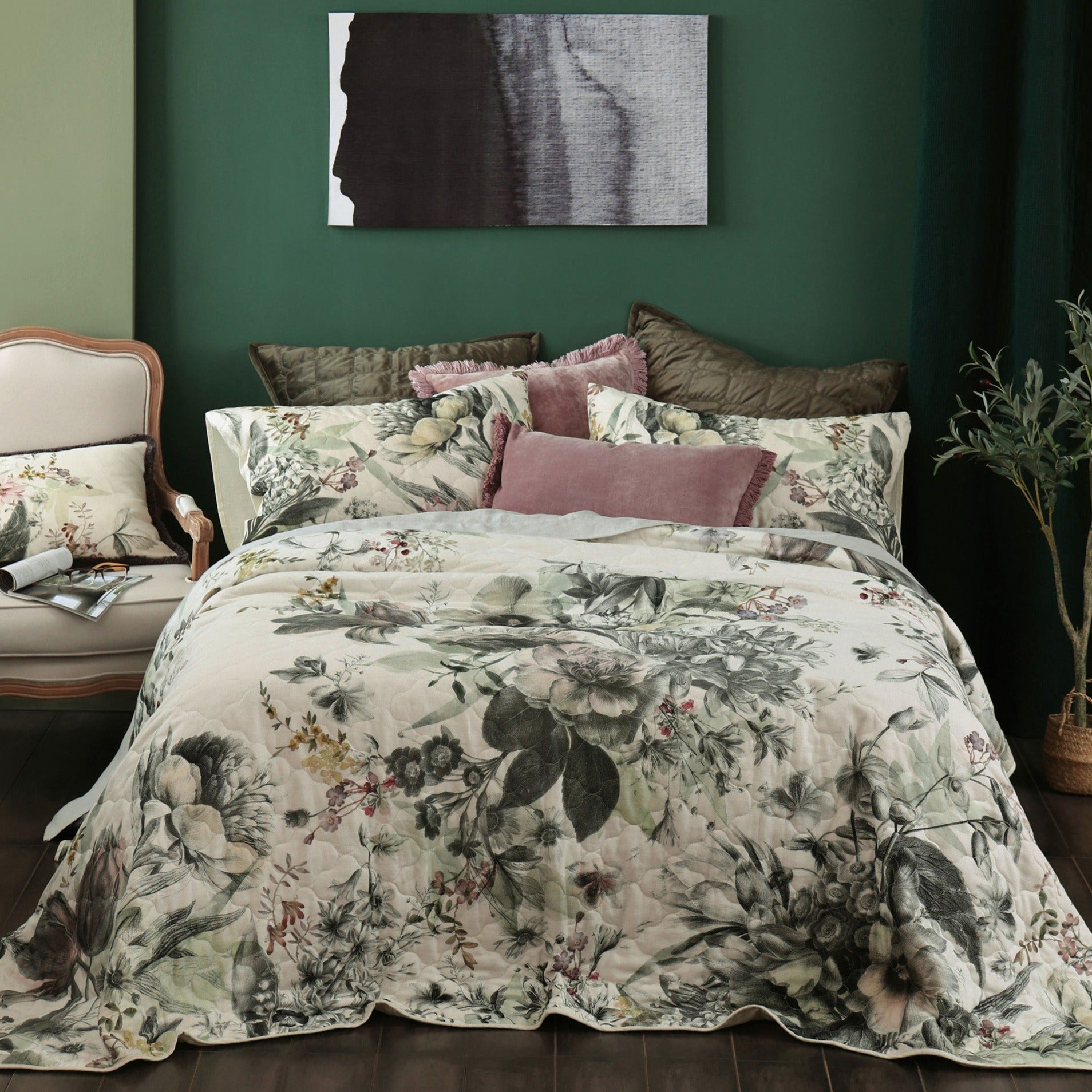 Etoile Bedspread Set by MM Linen - Luxury Queen Size Bedding Cover with Embroidered Design for Master Bedroom & Guest Room Decor