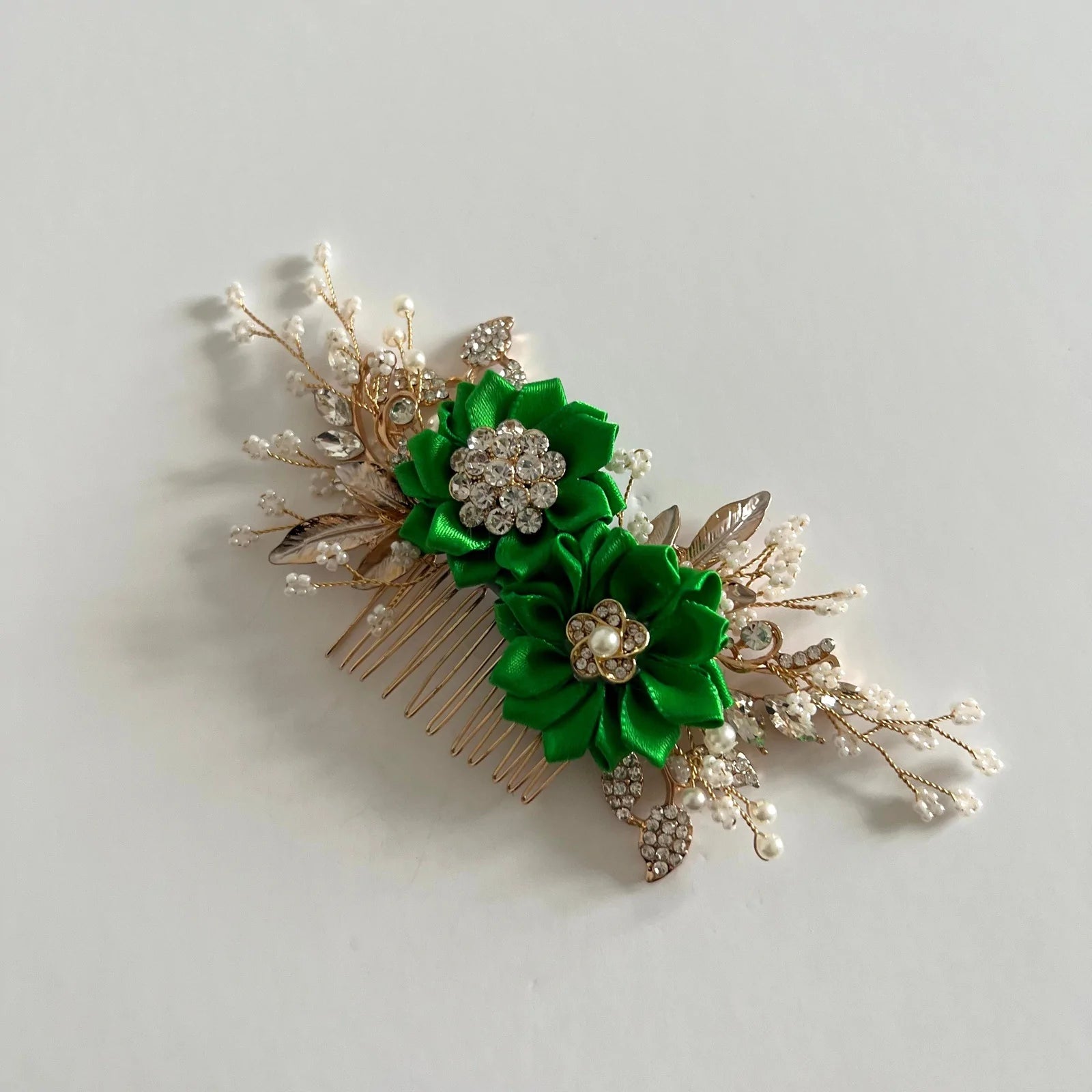Floral Bridal Hair Comb - Elegant Wedding Hair Accessory with Flowers in Various Colors (TT329) | Perfect for Brides, Bridesmaids & Special Occasions