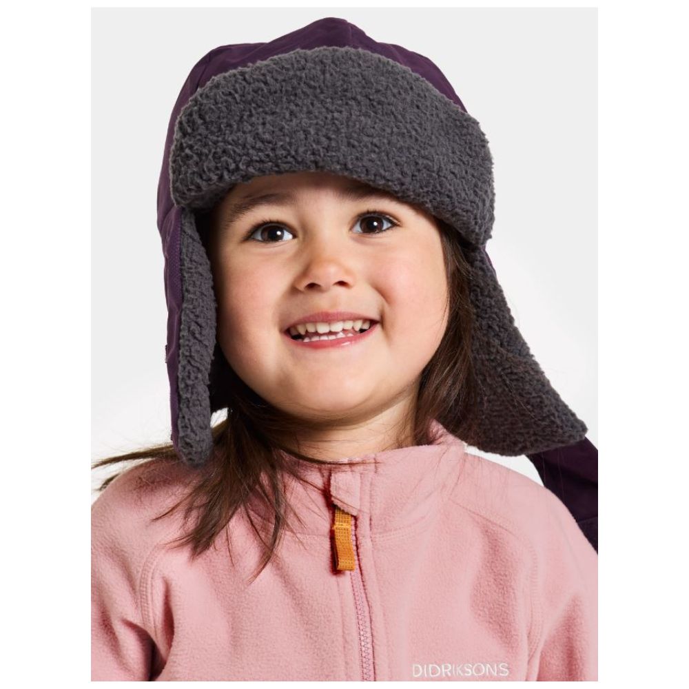 Didriksons Biggles Winter Hat for Men & Women - Warm Plumb Beanie for Cold Weather - Perfect for Skiing, Snowboarding & Outdoor Activities