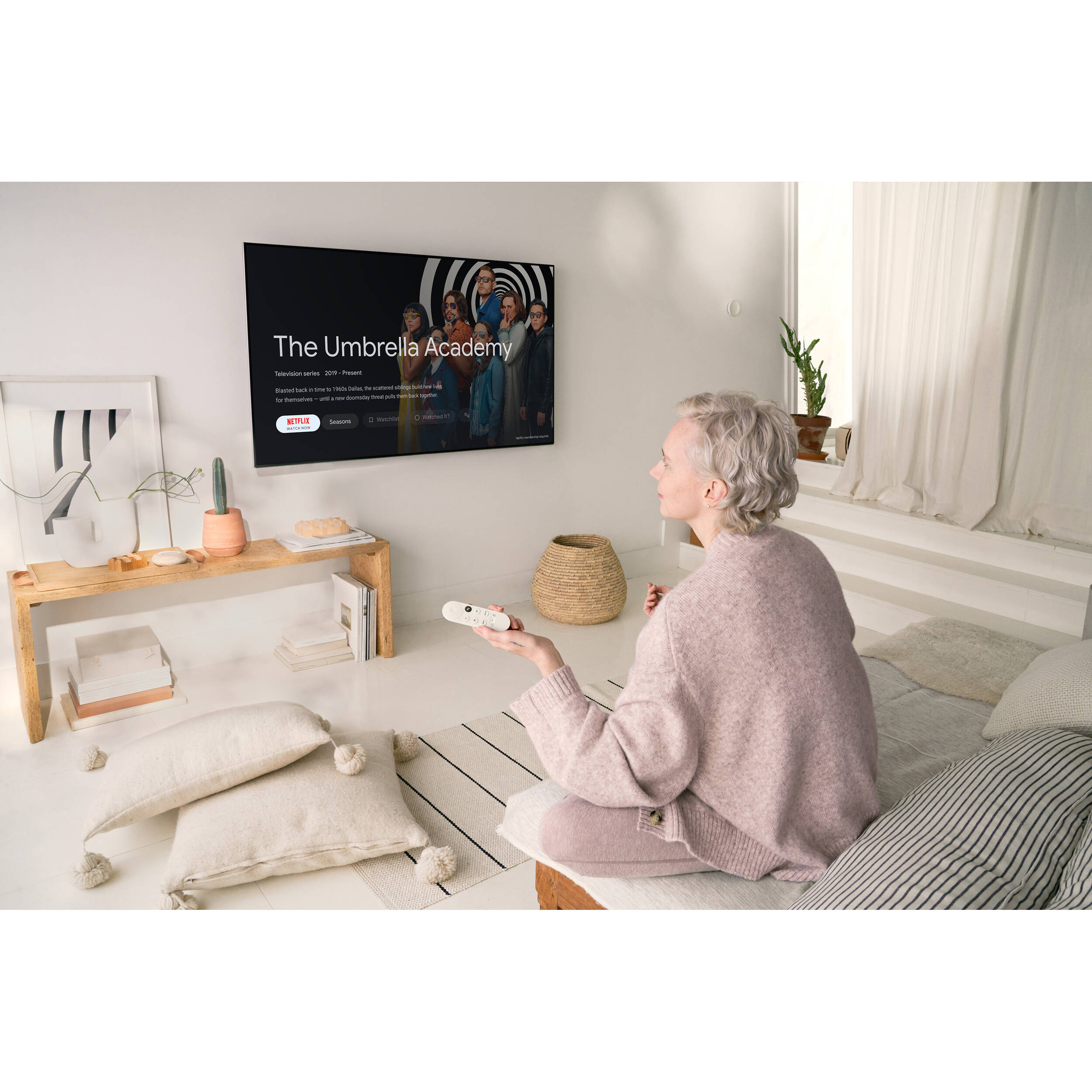 Google Chromecast with Google TV HD Streaming Stick - 1080p Media Player, Voice Remote, Netflix, Disney+, Hulu - Snow White (GA03131-US) - Perfect for Home Entertainment & Smart TV Streaming