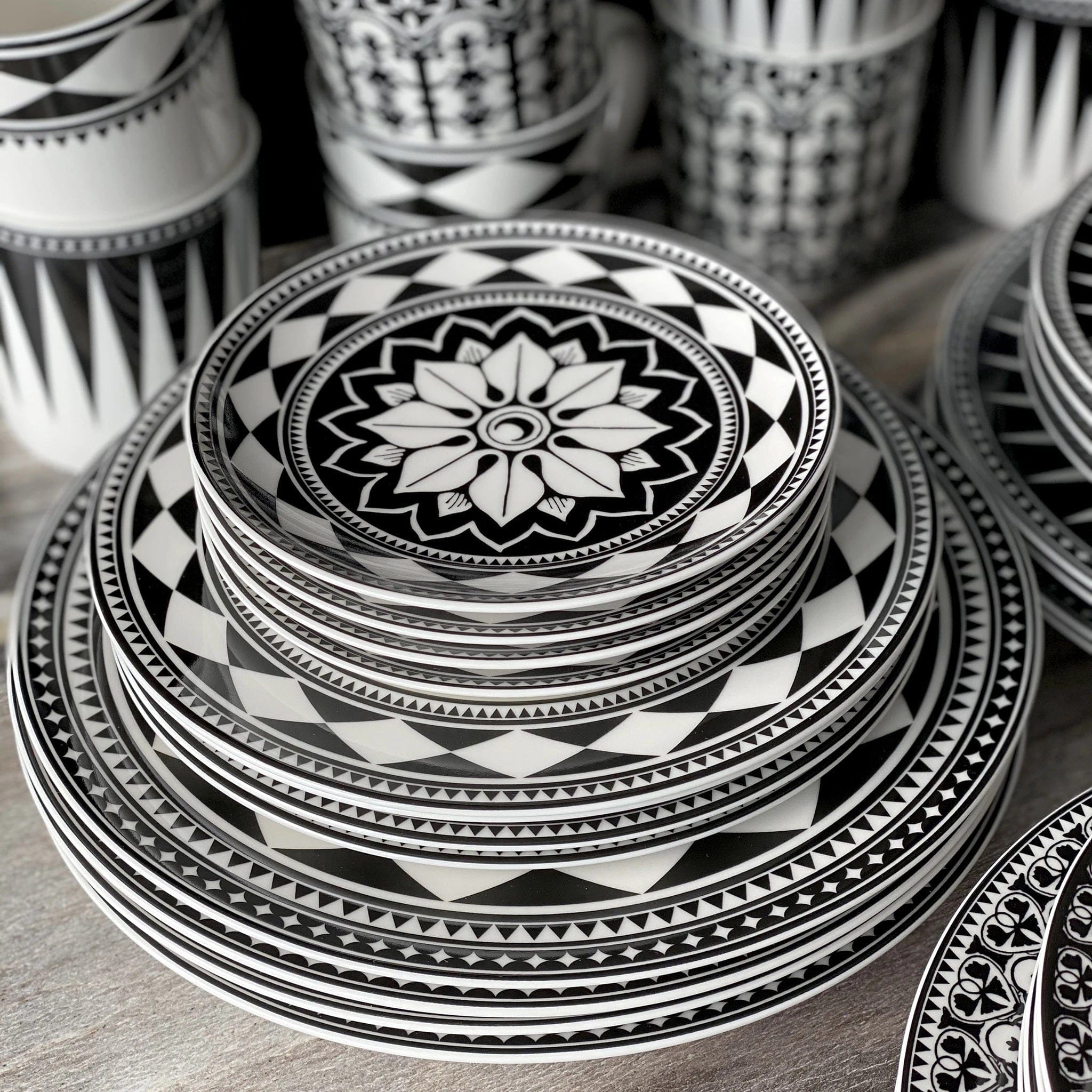 Premium White Diamond Bone China Dinner Plates Set - Elegant Fine Porcelain for Formal Dining, Wedding & Special Occasions