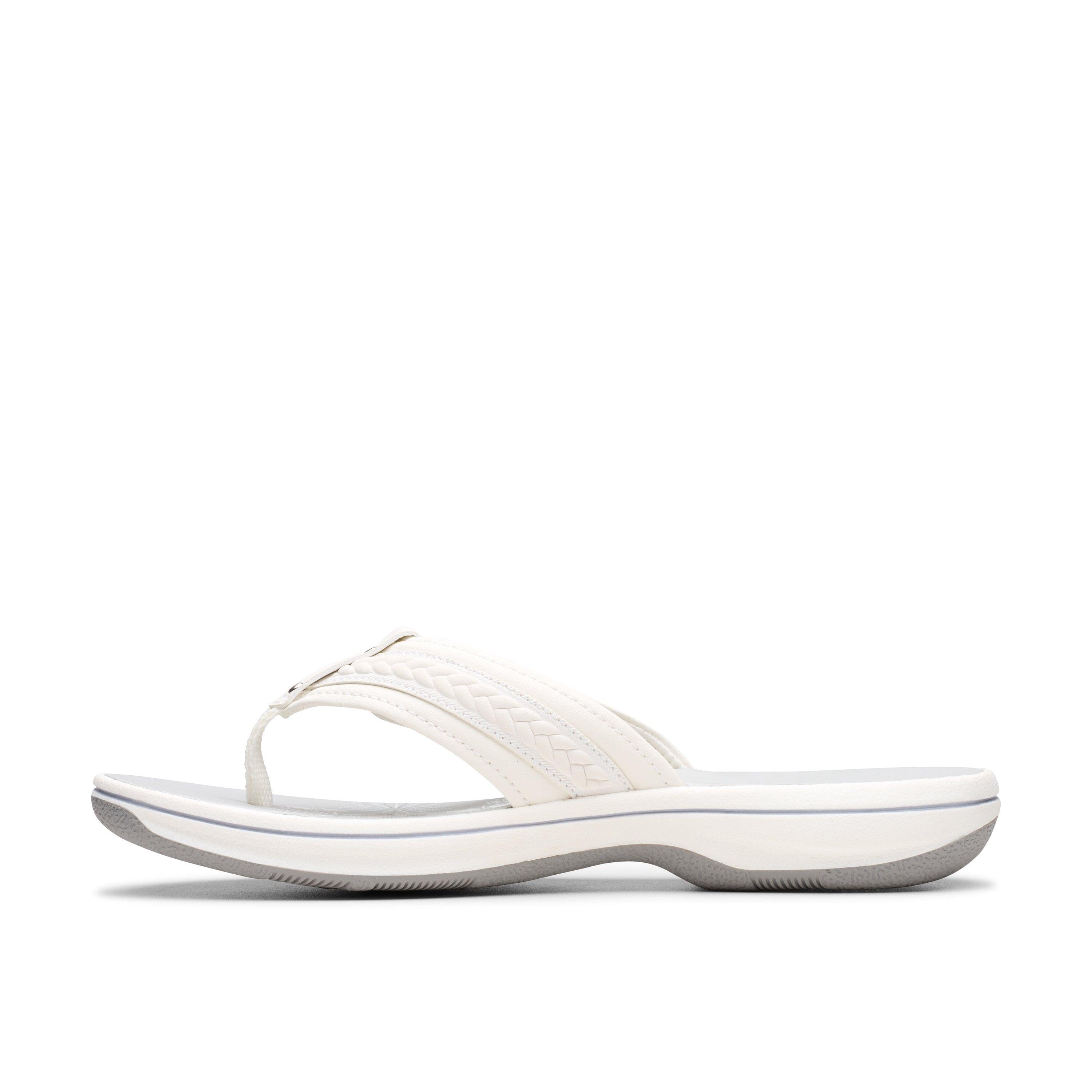 CLARKS BREEZY SUN Women's Comfortable Slip-On Sandals - Breathable & Lightweight Summer Shoes for Beach, Travel & Casual Wear